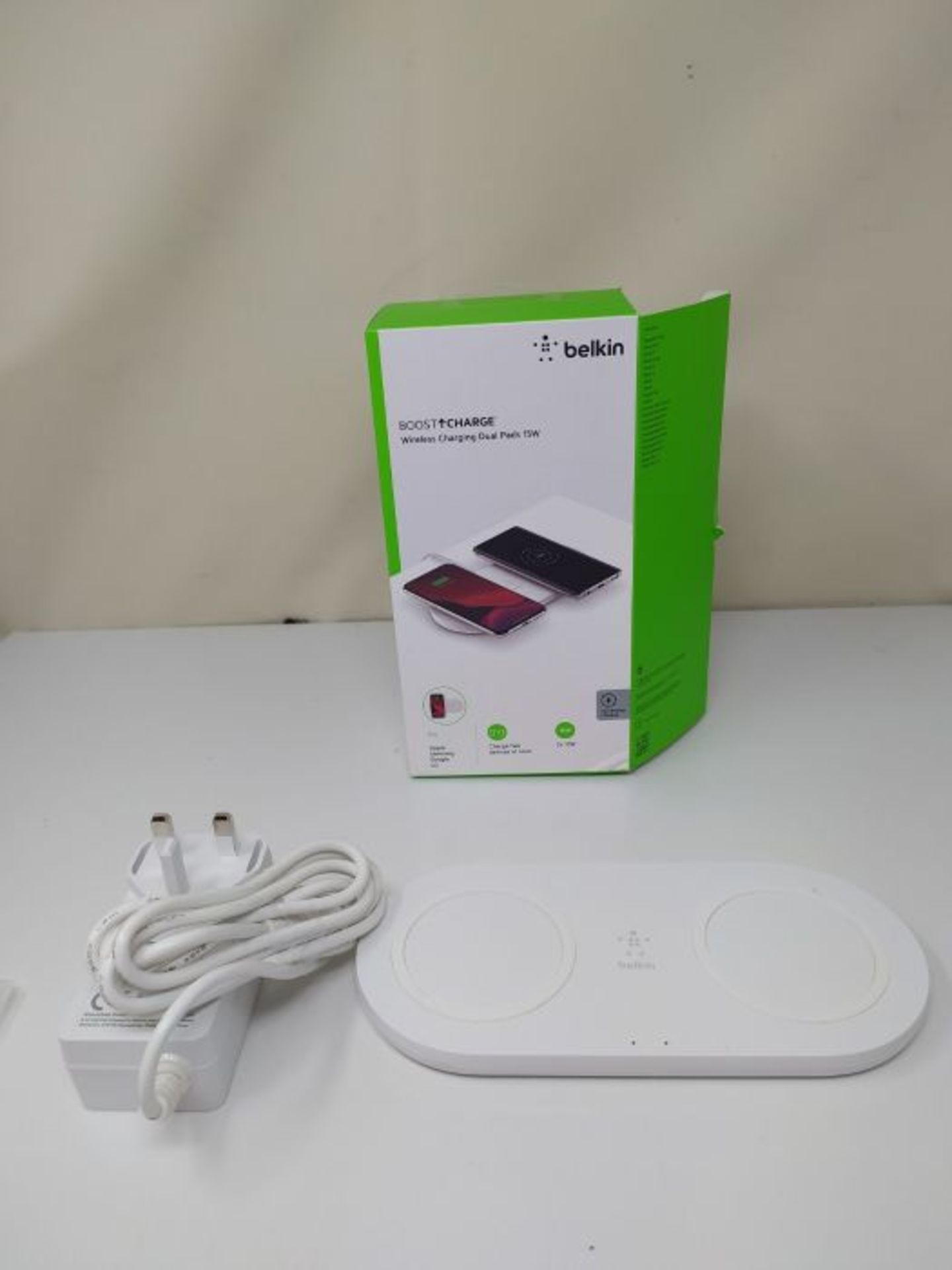 Belkin Boost Charge Dual Wireless Charger (Dual Wireless Charging Pad 15 W, Fast Charg - Image 2 of 2