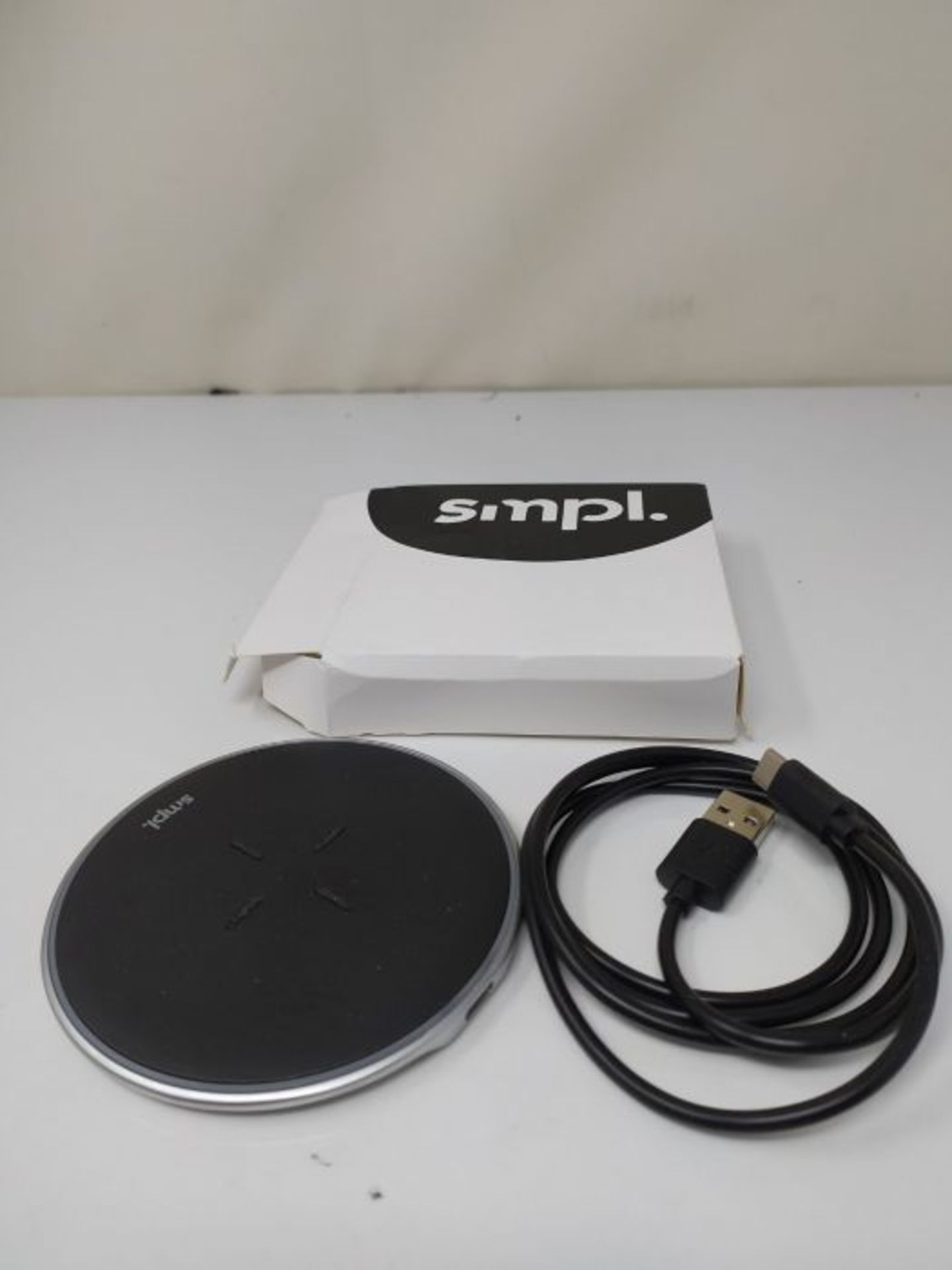 Smpl Fast Wireless Charger - 10W Wireless Charging Pad, Compatible with iPhone 12/12 P - Image 2 of 2