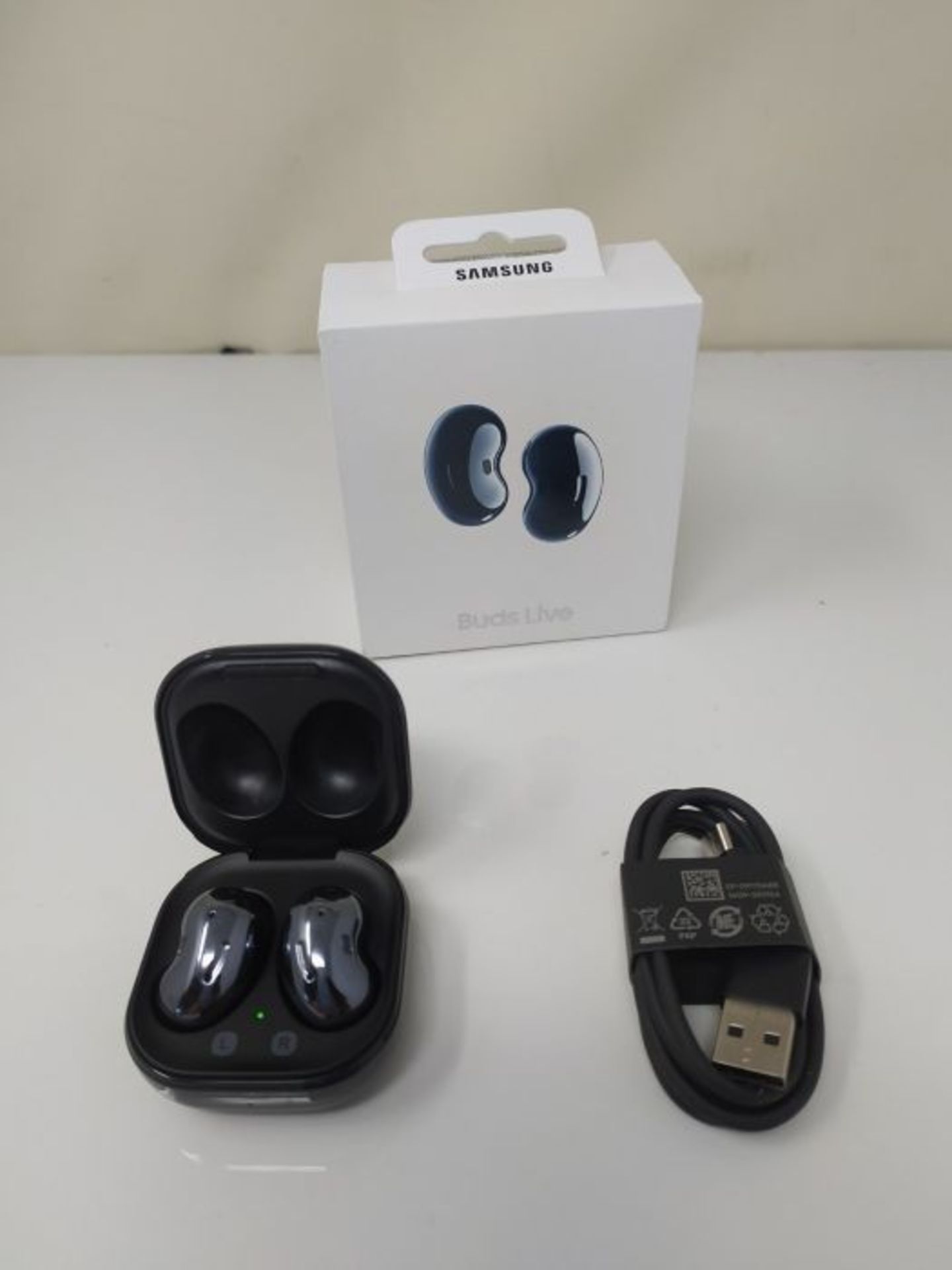 RRP £109.00 Samsung Galaxy Buds Live Wireless Earphones Mystic Black (UK Version) - Image 2 of 2