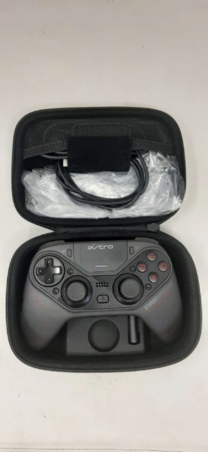 RRP £118.00 ASTRO Gaming C40 TR PS4 Controller, Fully Customisable Professional Wireless Controlle - Image 2 of 2