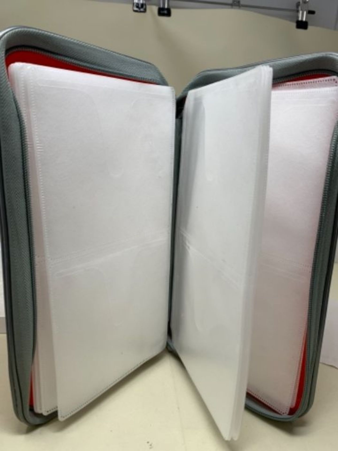 CD Case Hard, alavisxf xx 96 Capacity Plastic Portable Travel CD Case Protective Zippe - Image 2 of 3
