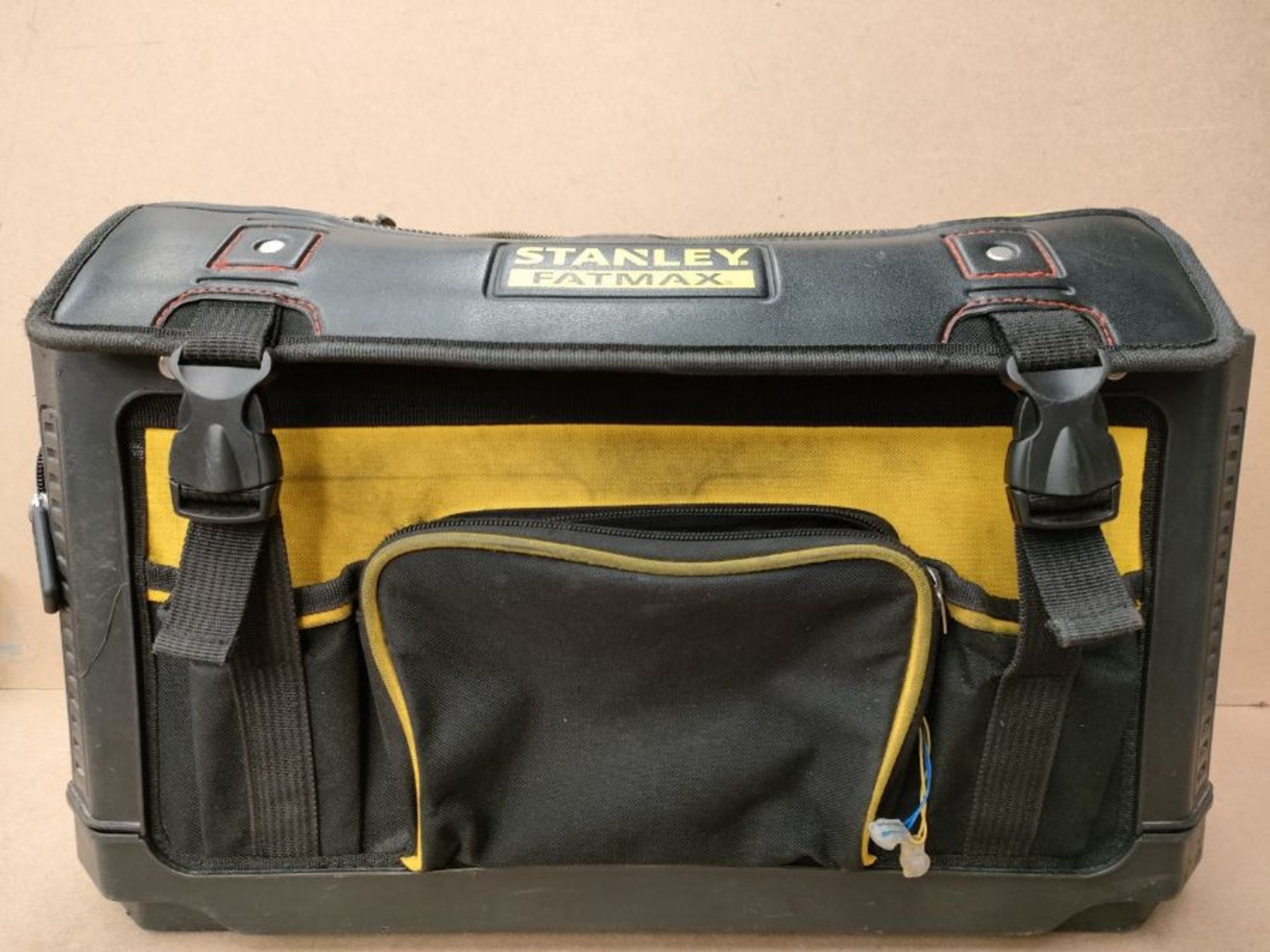 RRP £51.00 Stanley 1-79-213 Fatmax Plastic Fabric Open Tote CW Cover, 490mm x 280mm x 310mm - Image 2 of 2