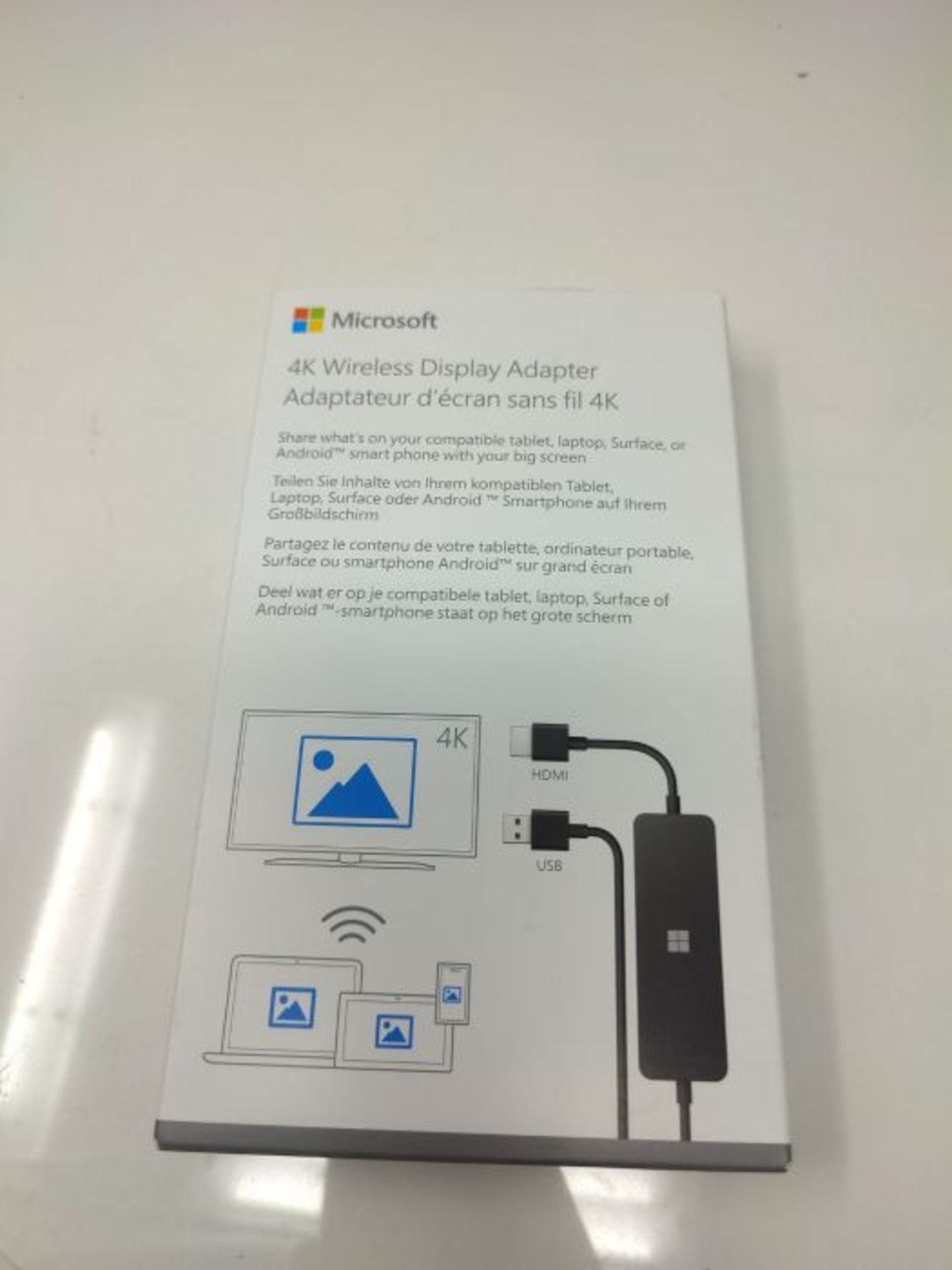 RRP £54.00 Microsoft 4K Wireless Display Adaptor for Wireless Screen Transmission Black - Image 2 of 3