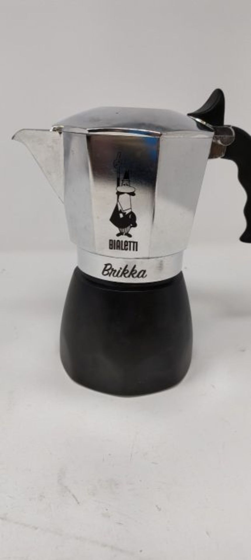 Bialetti New Brikka Aluminium Coffee Maker with Double Cream 4 Cups - Image 3 of 3