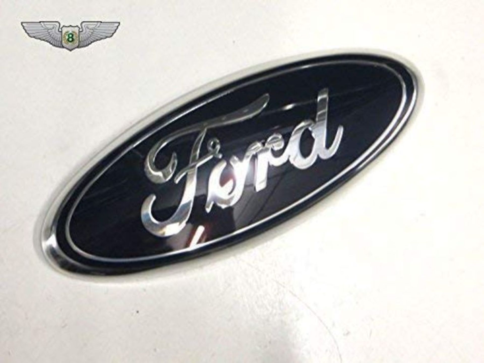 Ford KA New Genuine Front Grille Grill Oval Badge