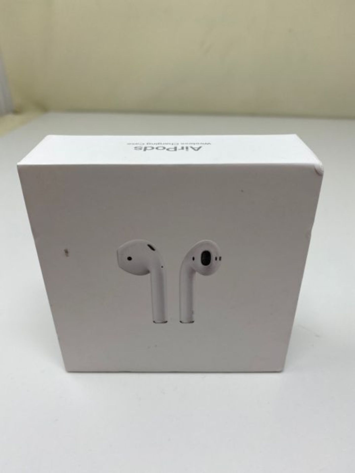 RRP £199.00 Apple AirPods with Wireless Charging Case - Image 2 of 3