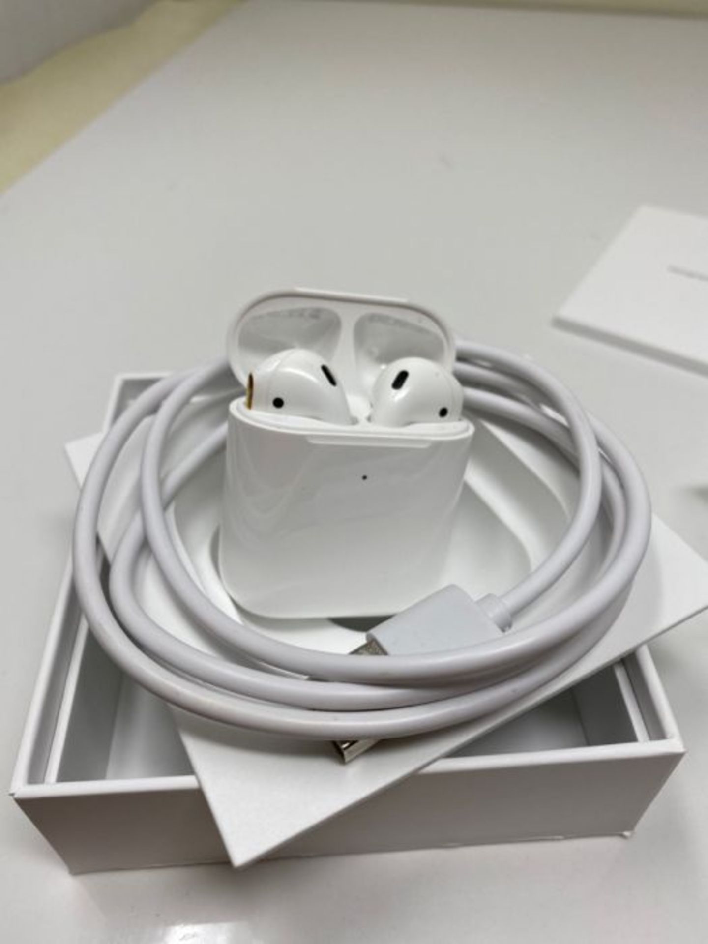 RRP £199.00 Apple AirPods with Wireless Charging Case - Image 3 of 3