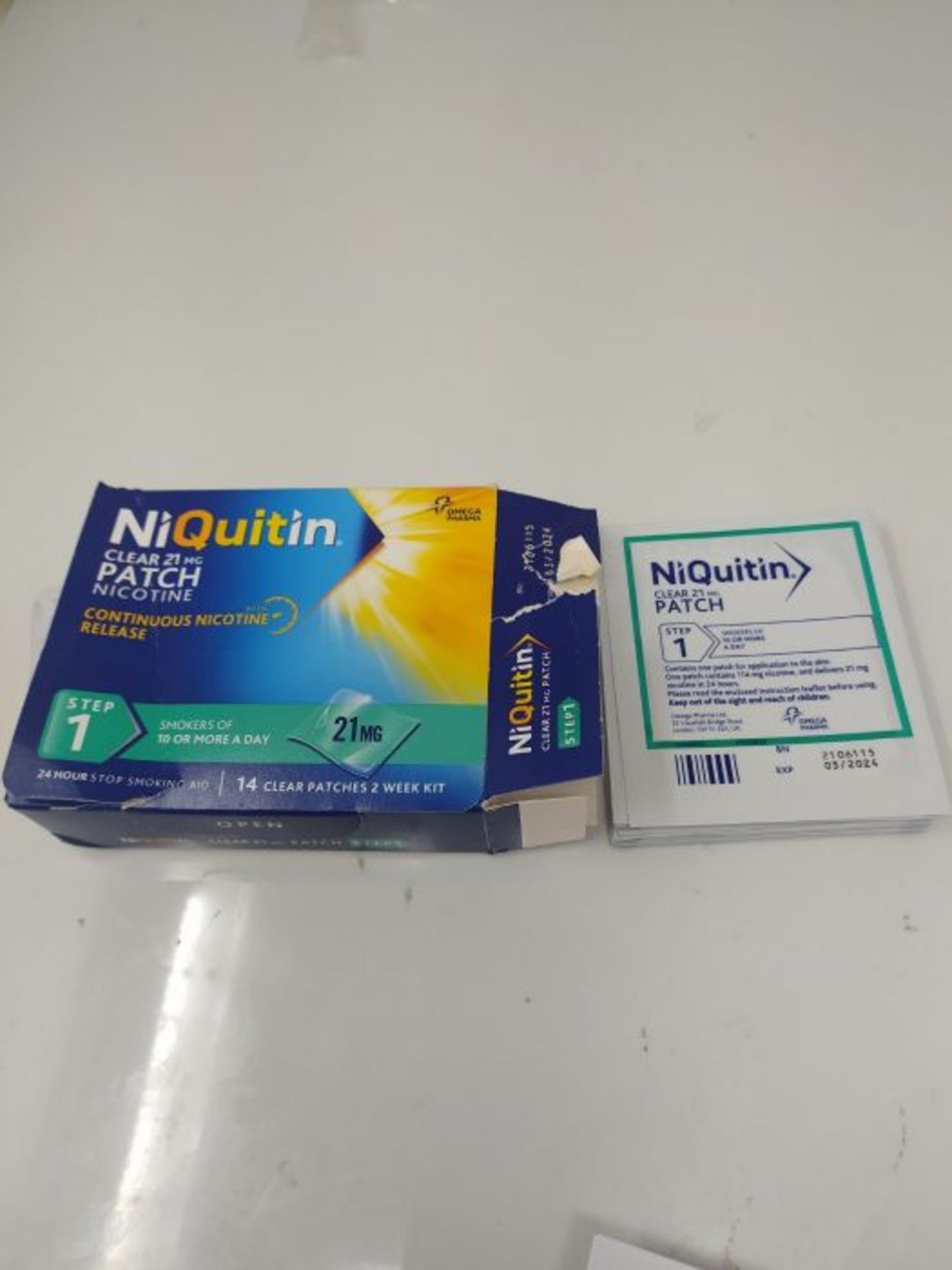 NiQuitin Clear 24 Hour 14 Patches Step 1, 21 mg - 2 Week Kit - Image 2 of 2