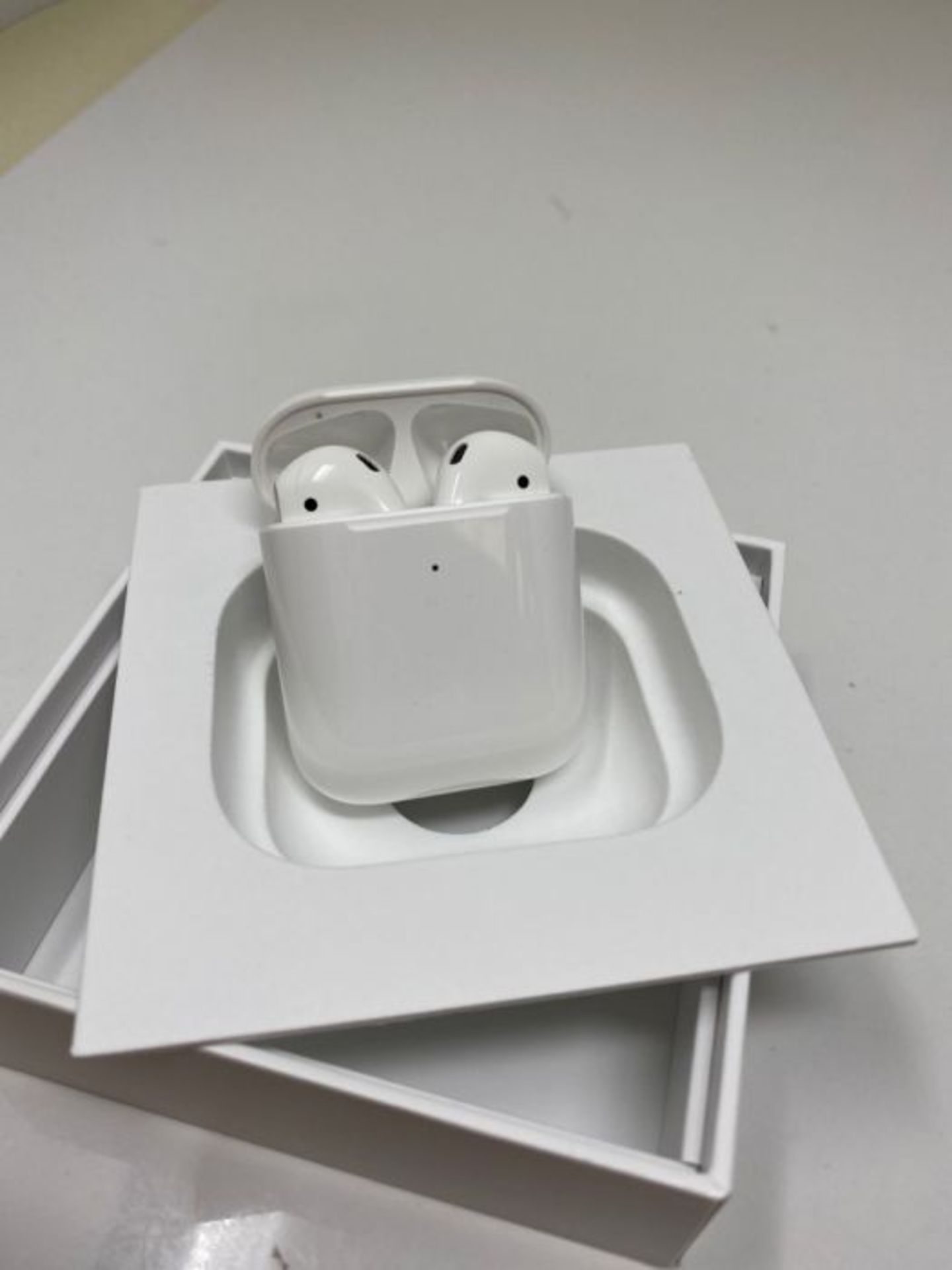 RRP £199.00 Apple AirPods with Wireless Charging Case - Image 3 of 3