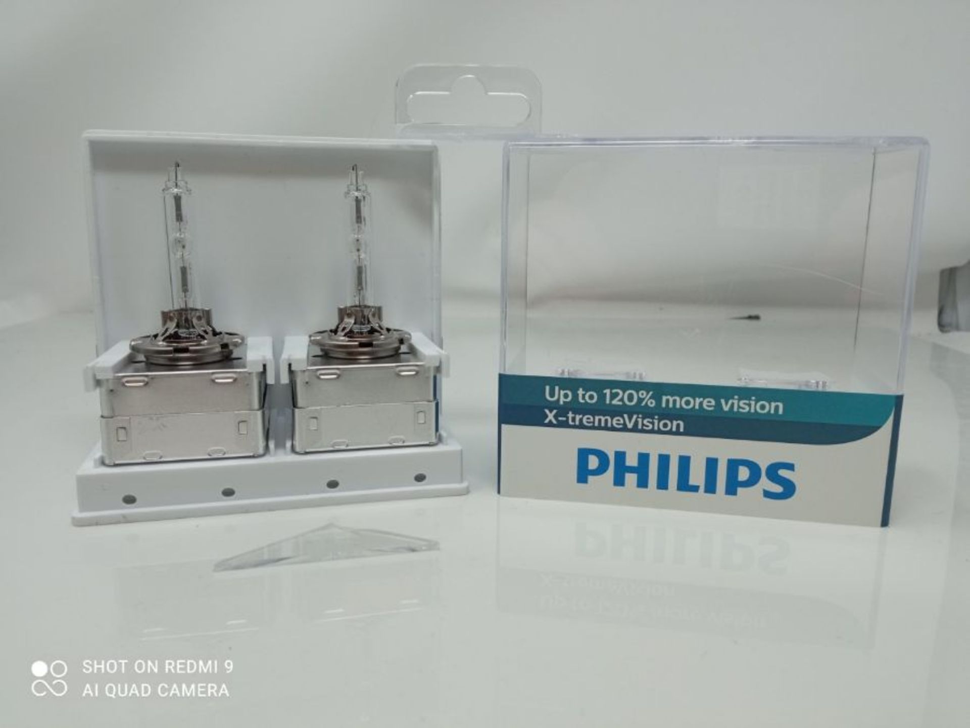 RRP £116.00 Philips X-tremeVision 85415XVS2Â Xenon headlight bulb D1S, set of 2 - Image 2 of 3