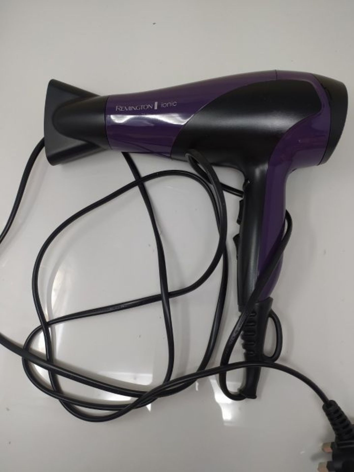 Remington D3190 Ionic Conditioning Hair Dryer for Frizz Free Styling with Diffuser and - Image 2 of 2