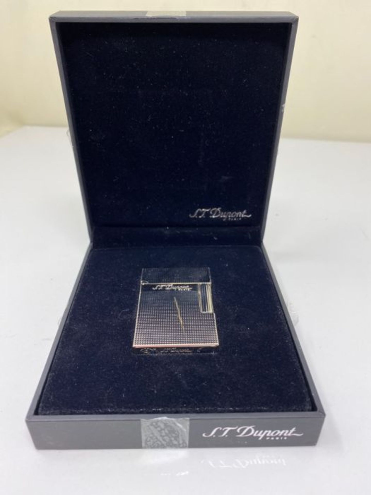 RRP £768.00 S.T. Dupont Ligne 2 Small Lighter Microdiamond Palladium - Image 3 of 3