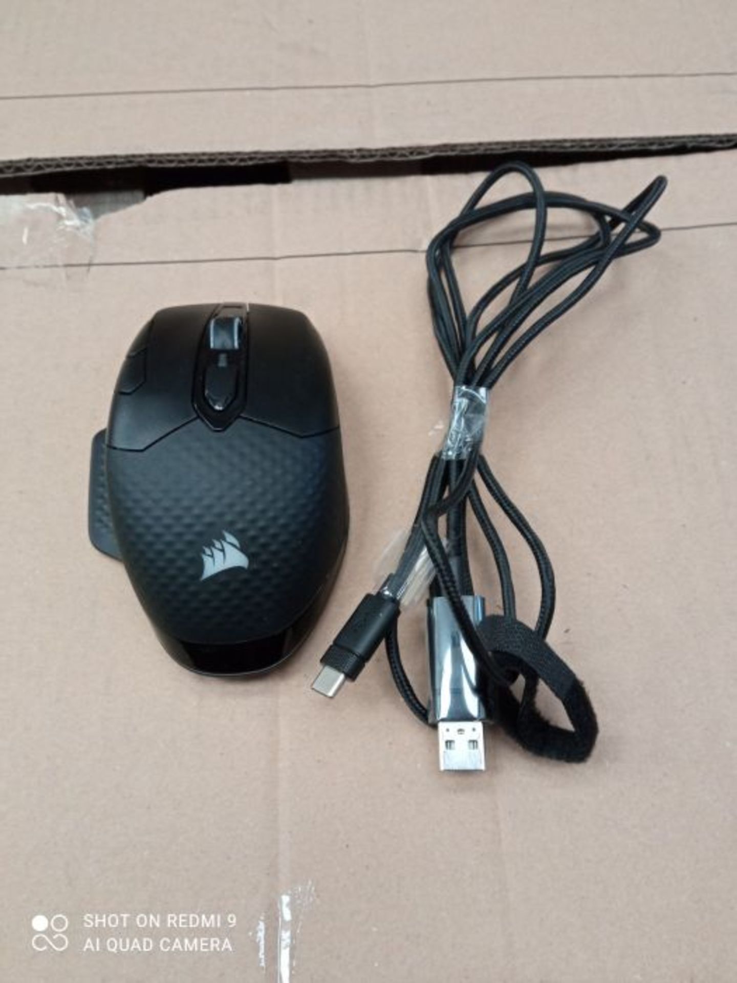 RRP £109.00 Corsair Dark Core RGB PRO SE, Wireless/Wired Gaming Mouse with Qi Wireless Charging (1 - Image 2 of 2