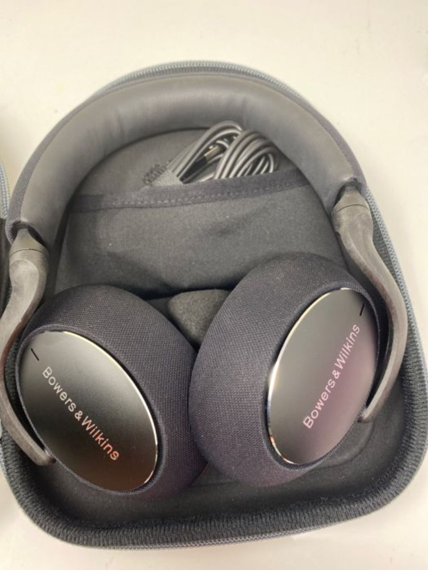 RRP £311.00 Bowers & Wilkins PX7 Noise Cancelling Wireless Headphones with Bluetooth 5.0 & Quick C - Image 3 of 3