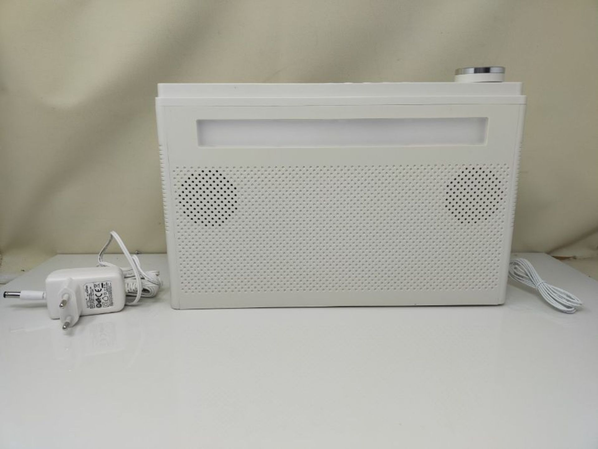 RRP £52.00 GRUNDIG DKR 1000 BT radio Worksite Digital White - Image 2 of 2