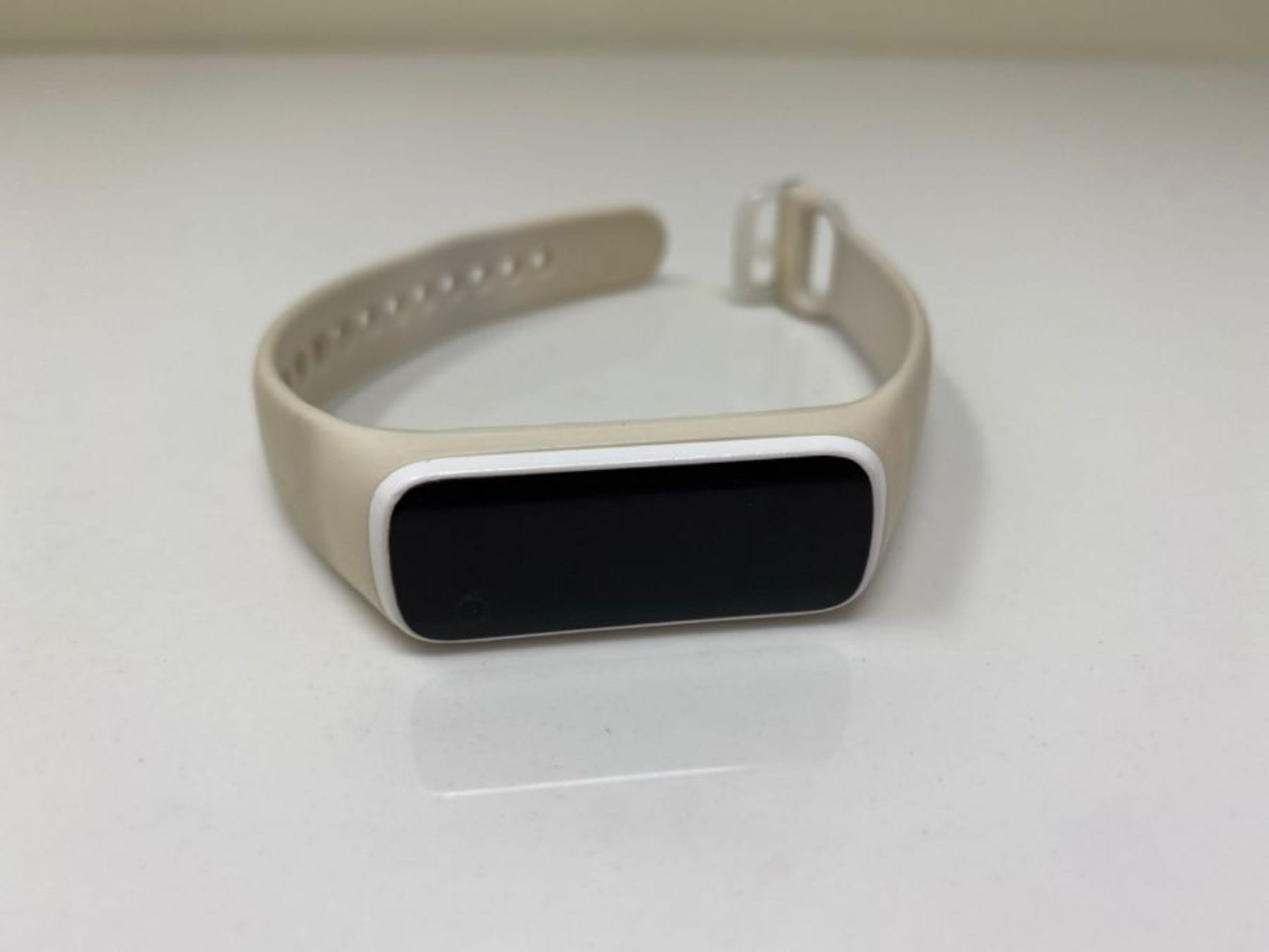 Samsung Galaxy Fit? (SM-R375) white - Image 2 of 2