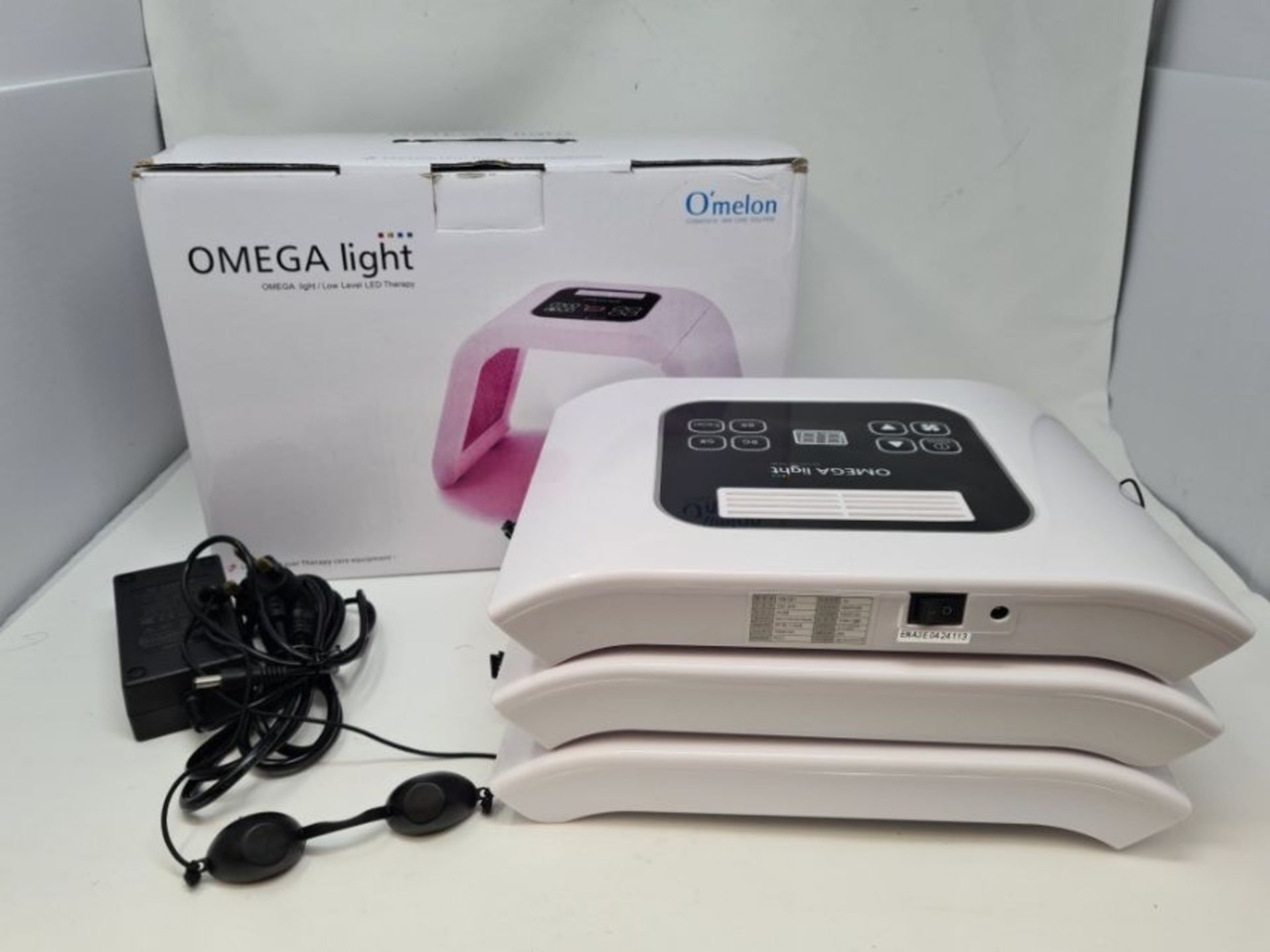 RRP £86.00 7 Colour LED Photon Therapy Machine, Light Mask Portable Photon PDT Acne Therapy Wrink - Image 2 of 2