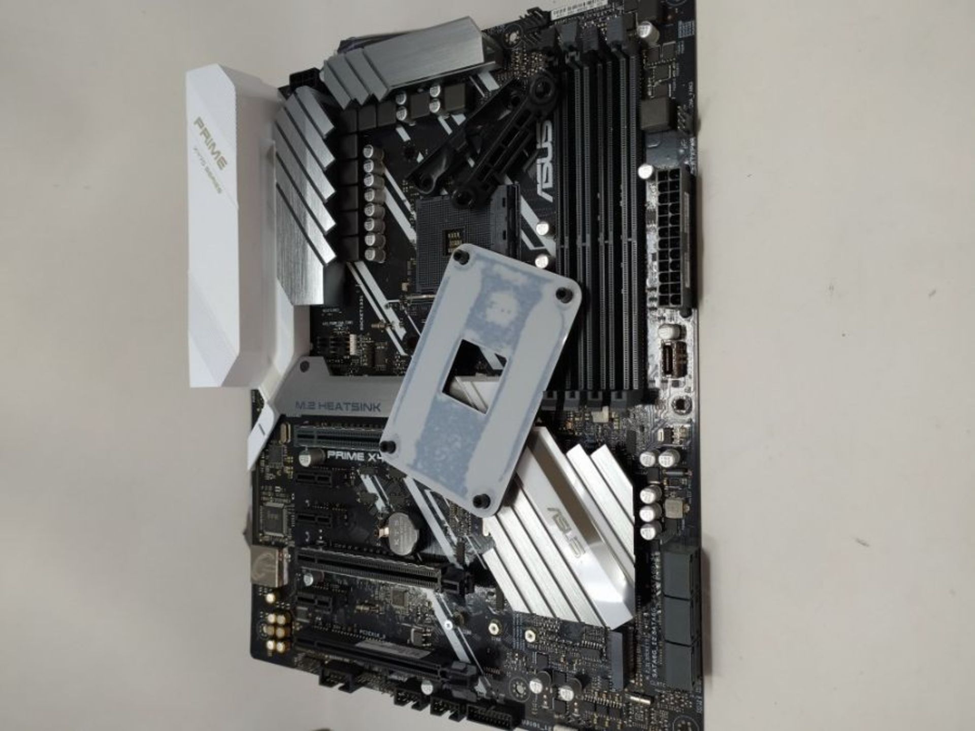 RRP £154.00 ASUS X470 PRIME X470-PRO Motherboard - Black - Image 2 of 2