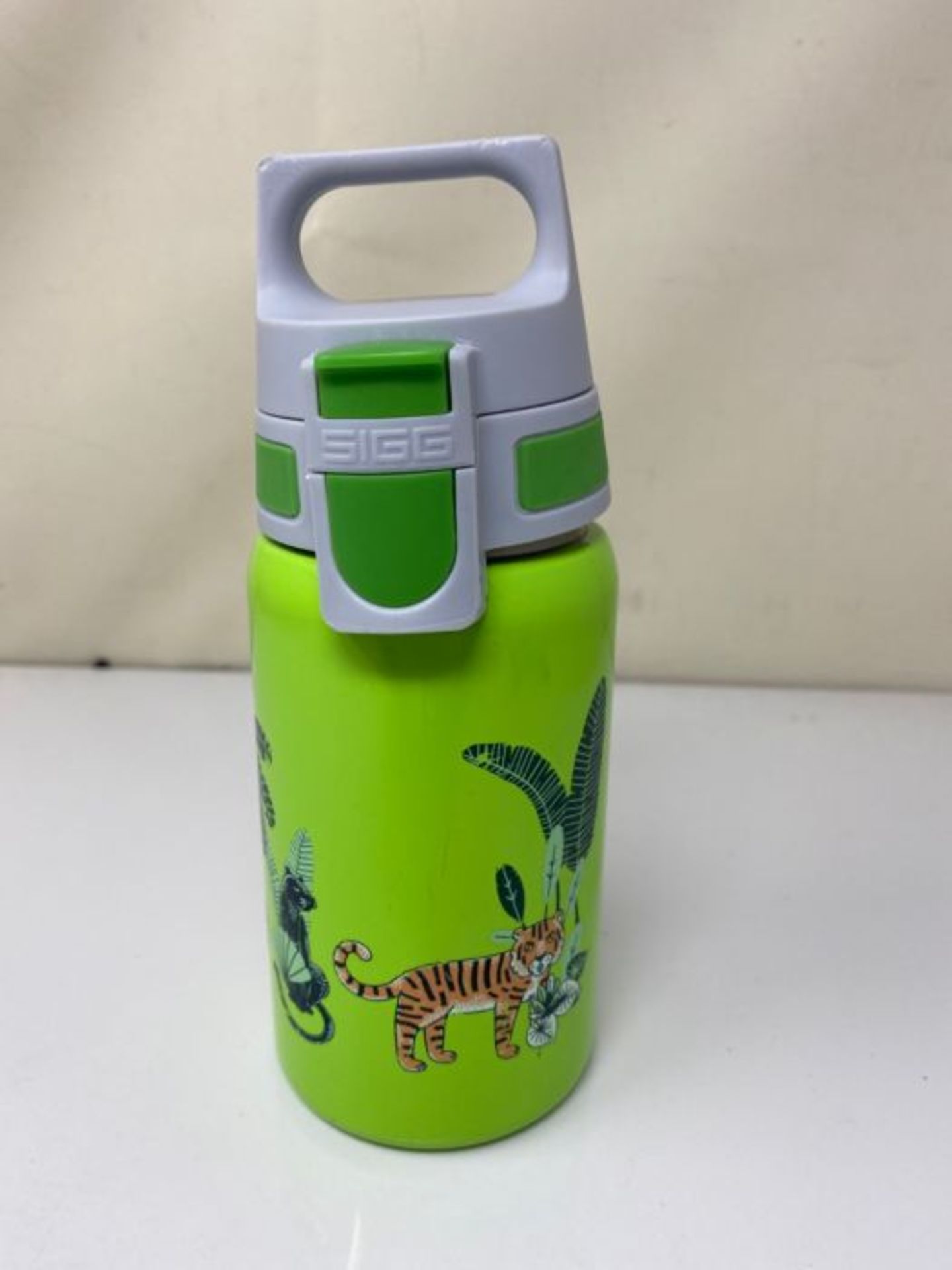 SIGG Shield One Jungle Kids Drinks Bottle (0.5 L), Stainless Steel Kids Water Bottle w - Image 3 of 3