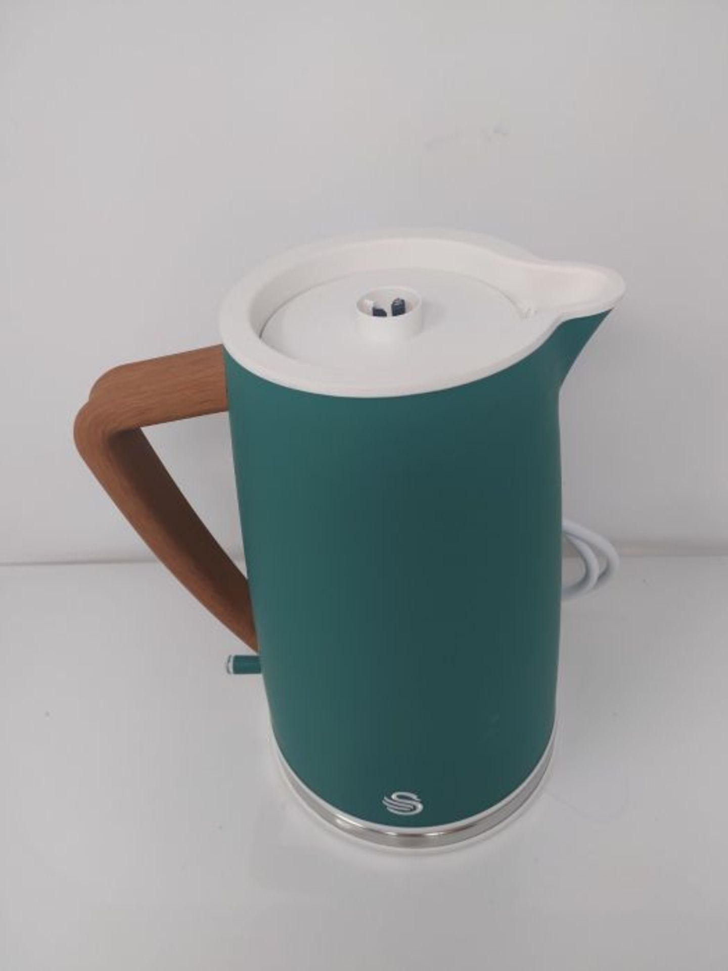 RRP £54.00 Swan 1.7L Nordic Style Cordless Kettle - Image 2 of 2