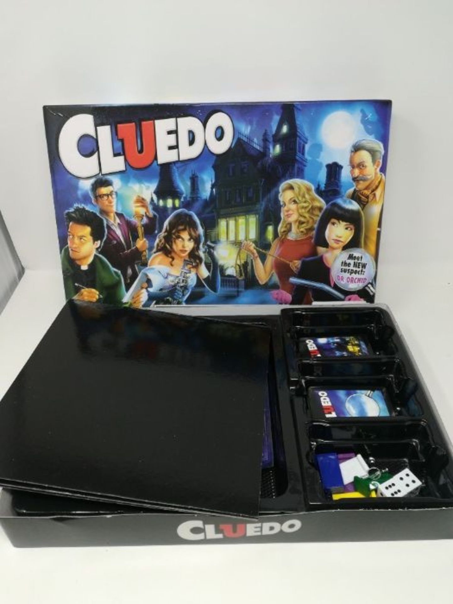 Cluedo The Classic Mystery Game - Image 2 of 2