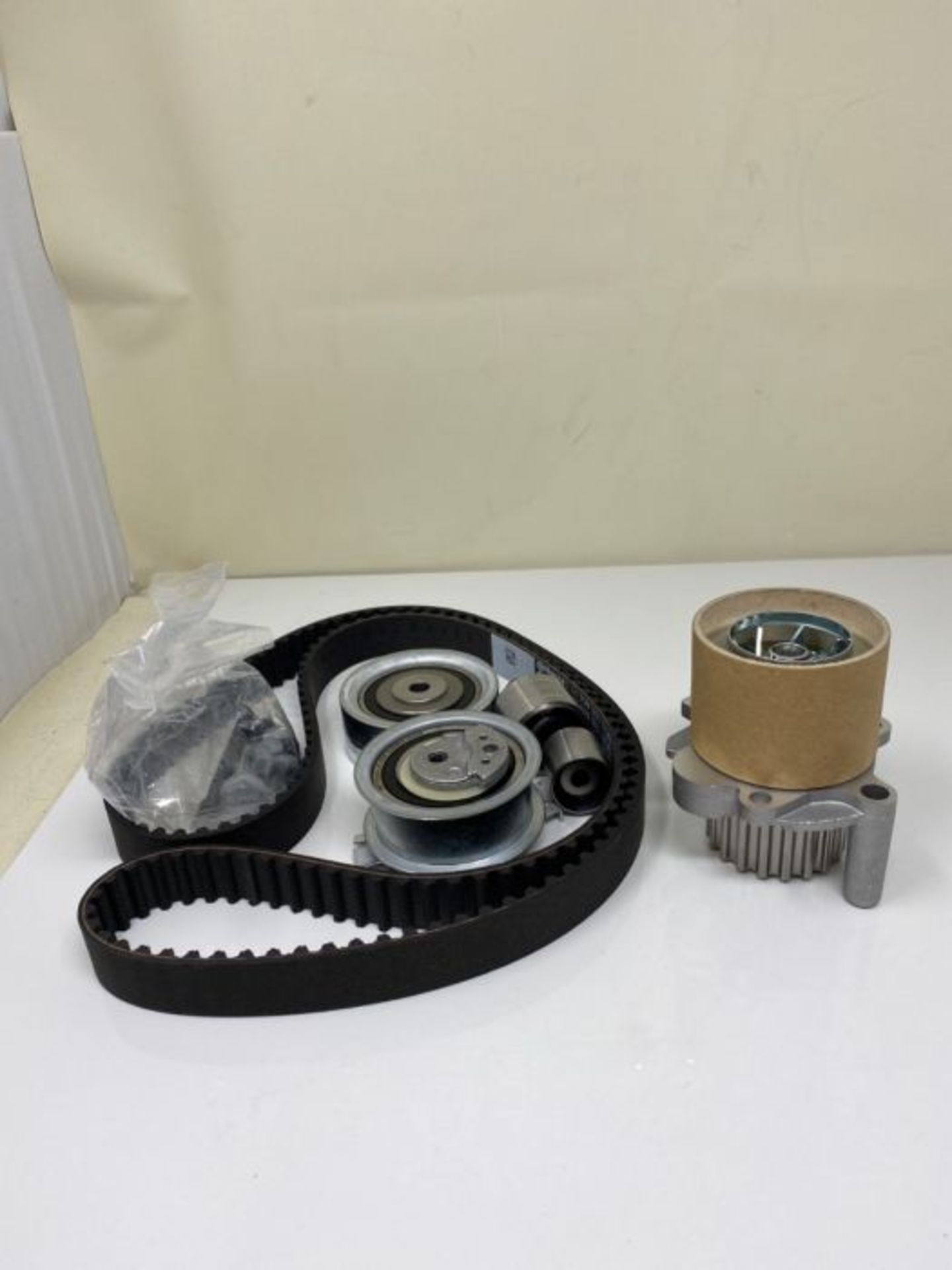 RRP £138.00 1 x Original Contitech Water Pump Timing Belt Kit Set with Tensioner Pulley and Guide - Image 3 of 3