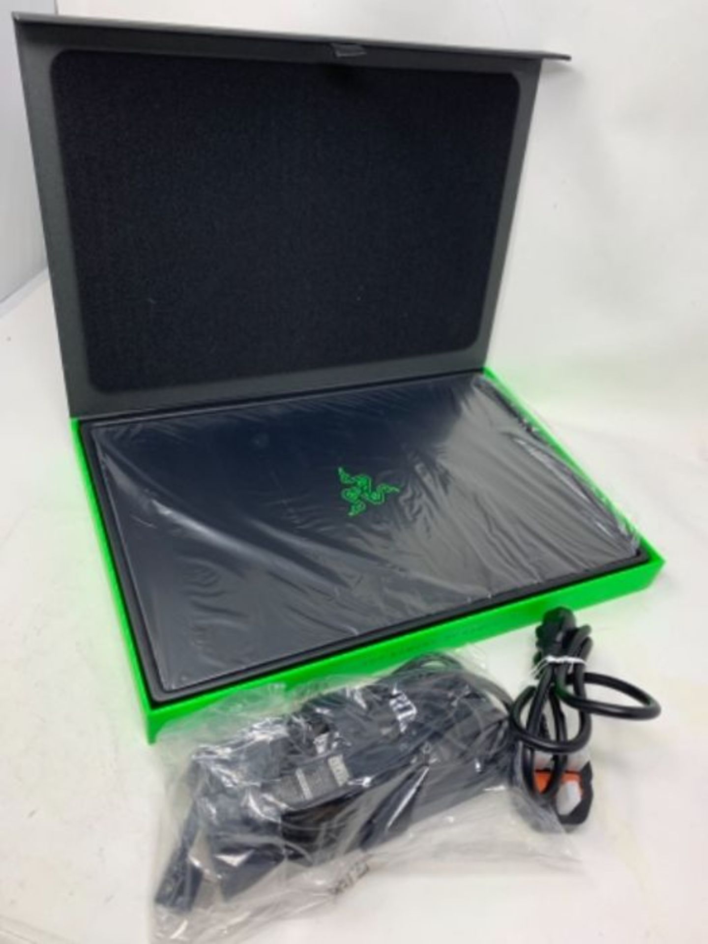 RRP £2359.00 Razer Blade 15 Advanced Model 2019 (15.6 Inch Full-HD Display) Gaming Notebook (Intel - Image 3 of 3