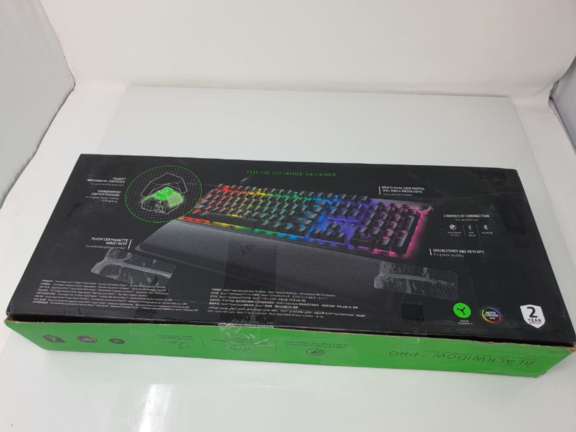 RRP £237.00 Razer Blackwidow V3 PRO - Green Switch (Nordic Layout) - Image 2 of 3