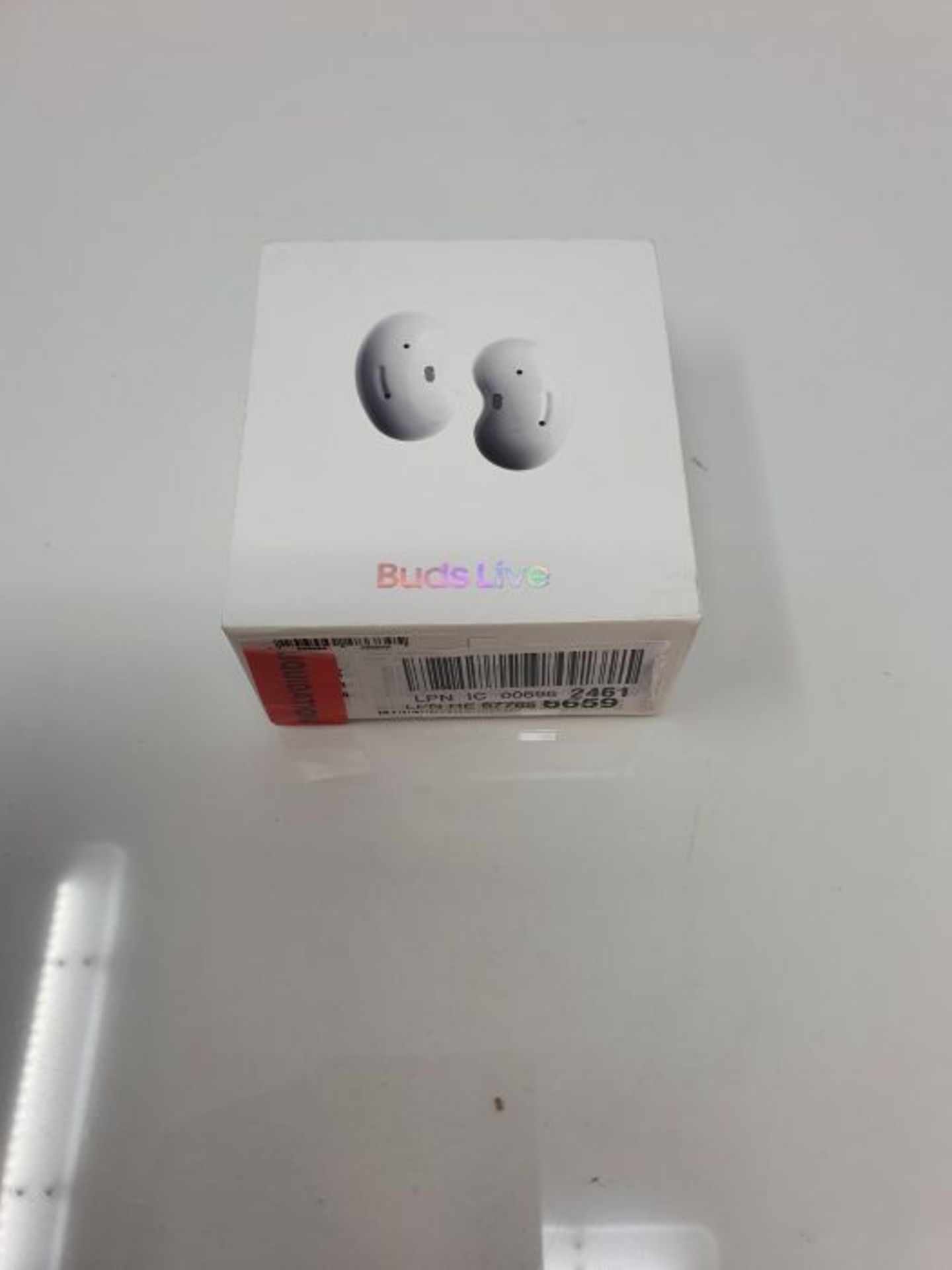 RRP £85.00 Samsung Galaxy Buds Live Wireless Earphones Mystic White (UK Version) - Image 2 of 3