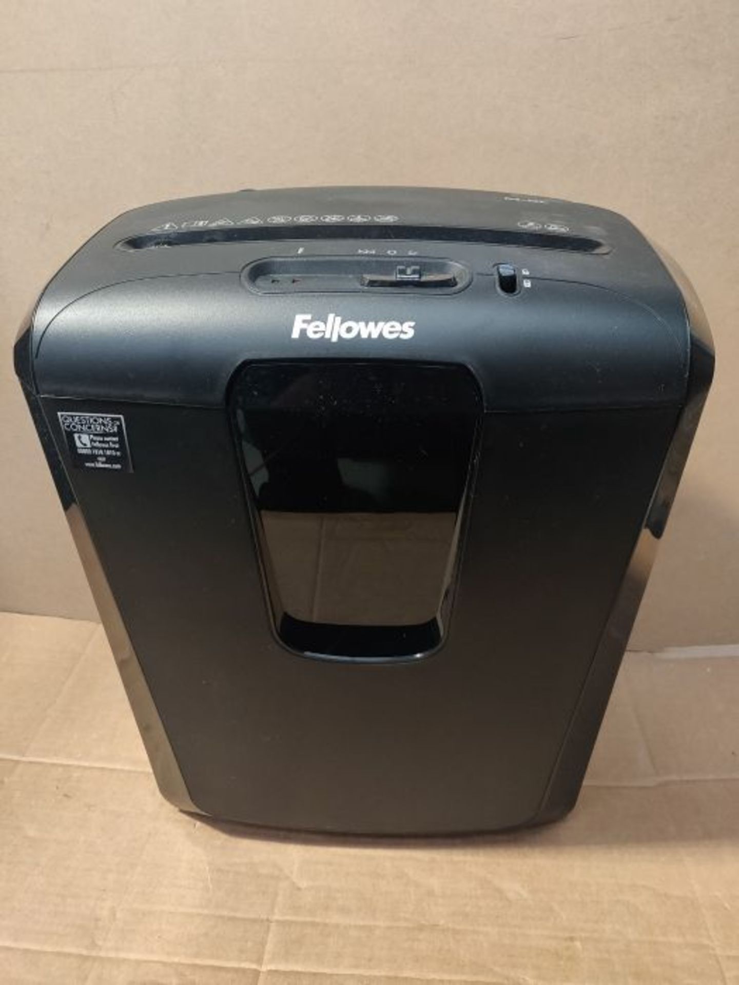 RRP £54.00 Fellowes Powershred M-8C 8 Sheet Cross Cut Personal Shredder with Safety Lock - Image 3 of 3