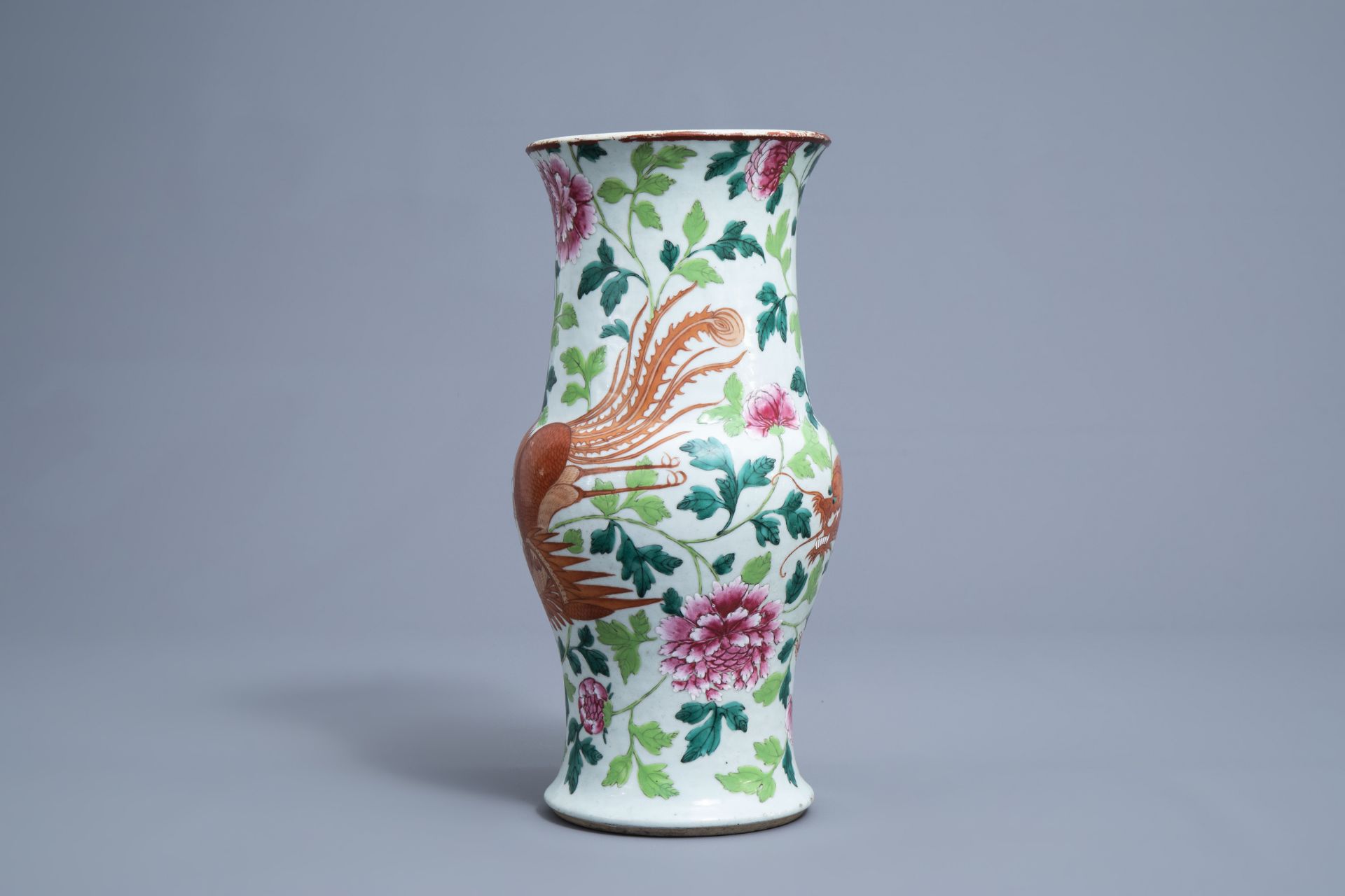 A Chinese famille verte vase and a famille rose yenyen 'dragon and phoenix' vase; 19th/20th C. - Image 9 of 13
