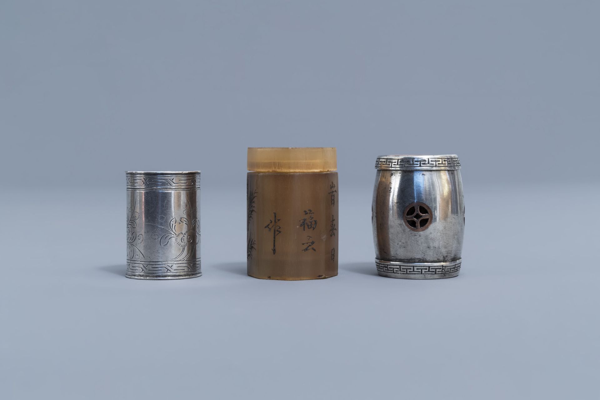 A collection of five silver, paktong, brass and horn opium boxes and covers, 19th/20th C. - Image 5 of 15