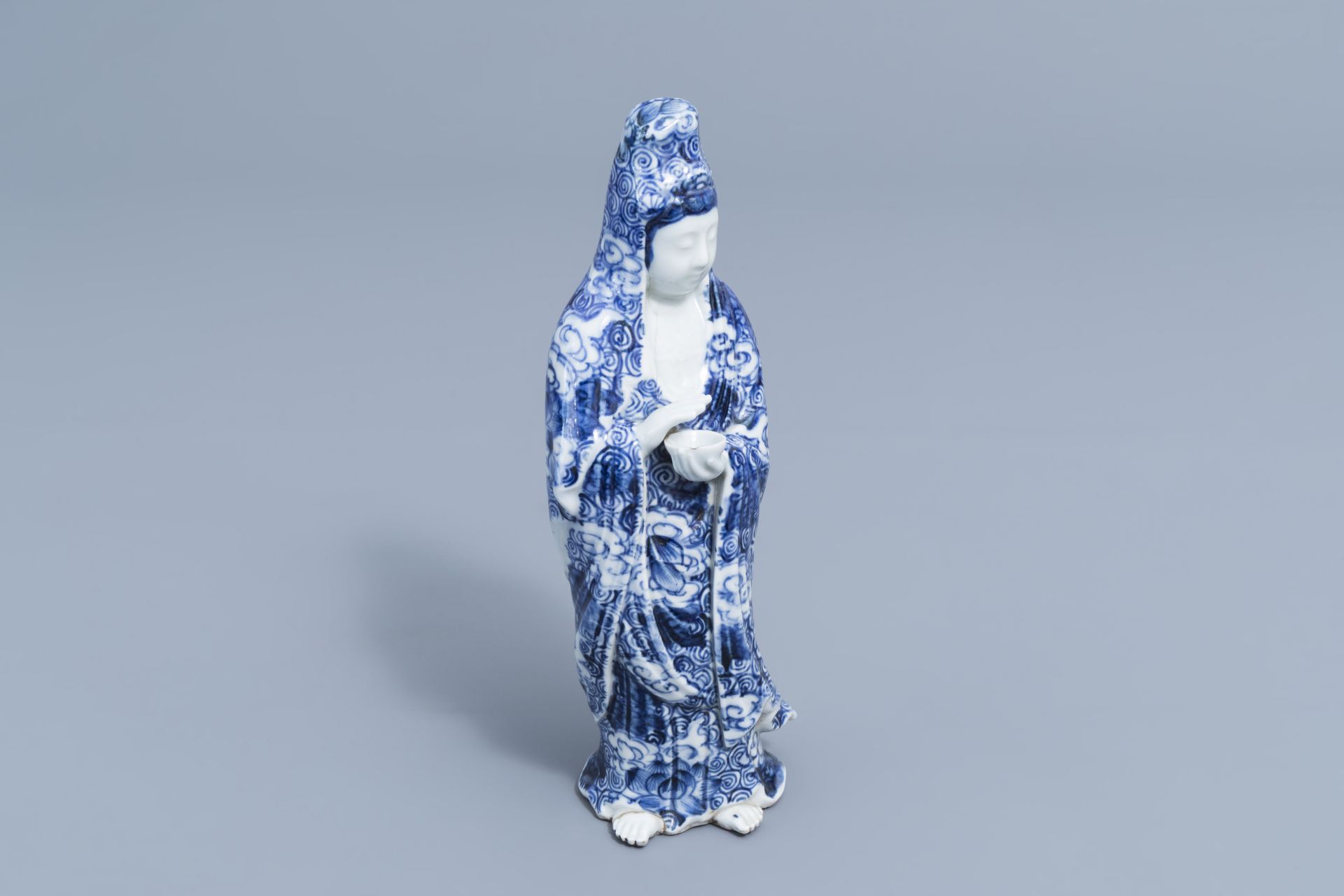 A Japanese blue and white Arita Kannon figure, Meiji, 19th C. - Image 2 of 8