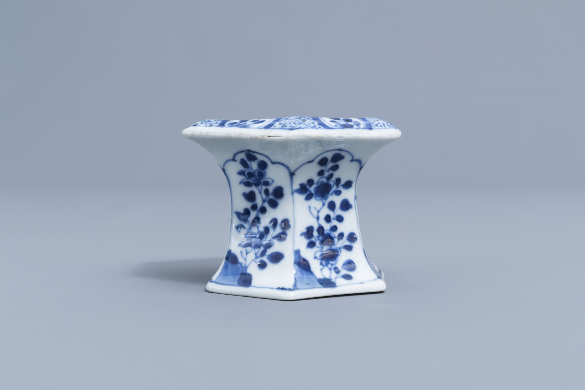 A Chinese blue and white salt and a 'Romance of the Western Chamber' spoon tray, Kangxi - Image 21 of 26