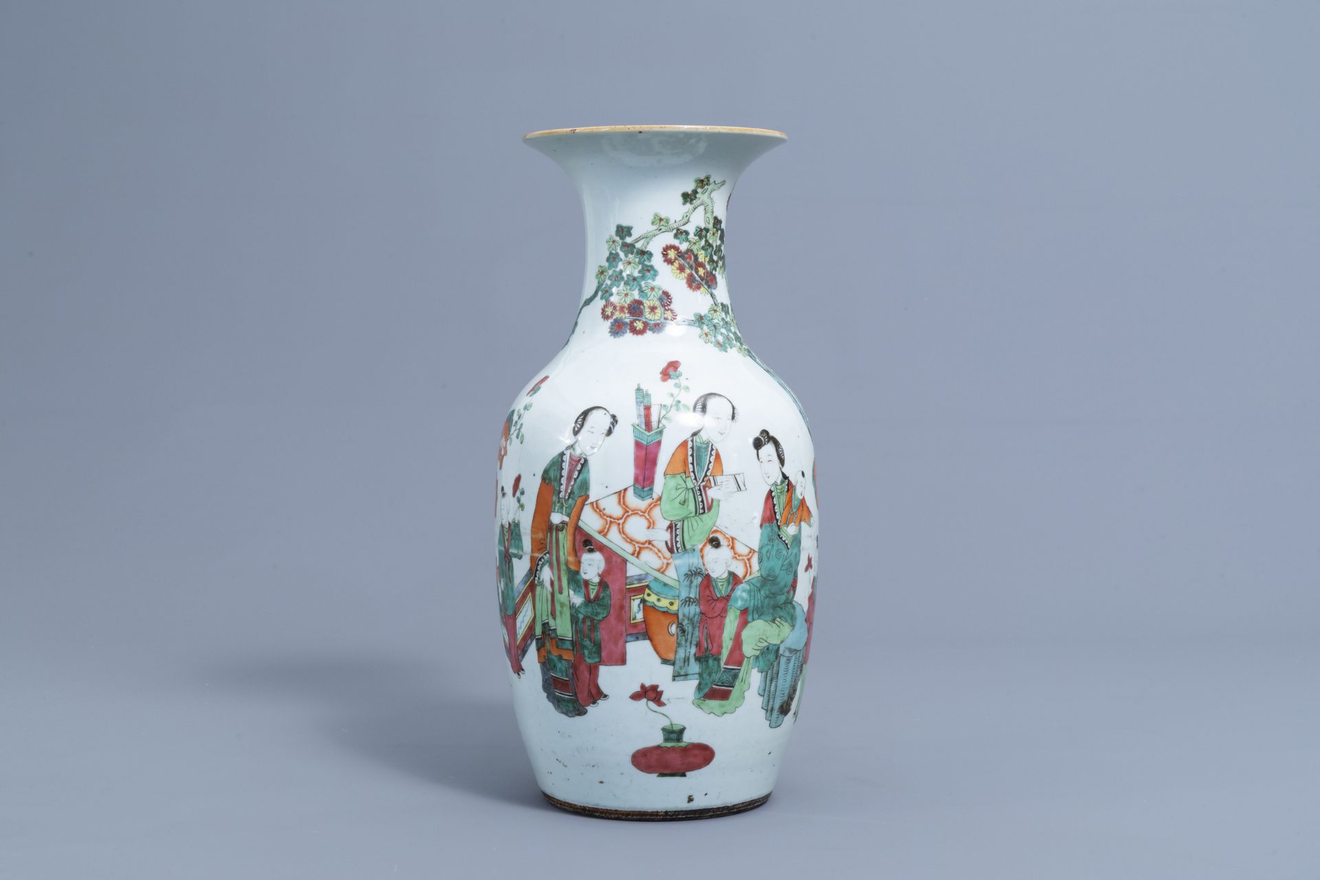 A Chinese famille rose figure of Buddha with children and a vase with figures, 19th/20th C. - Image 2 of 14