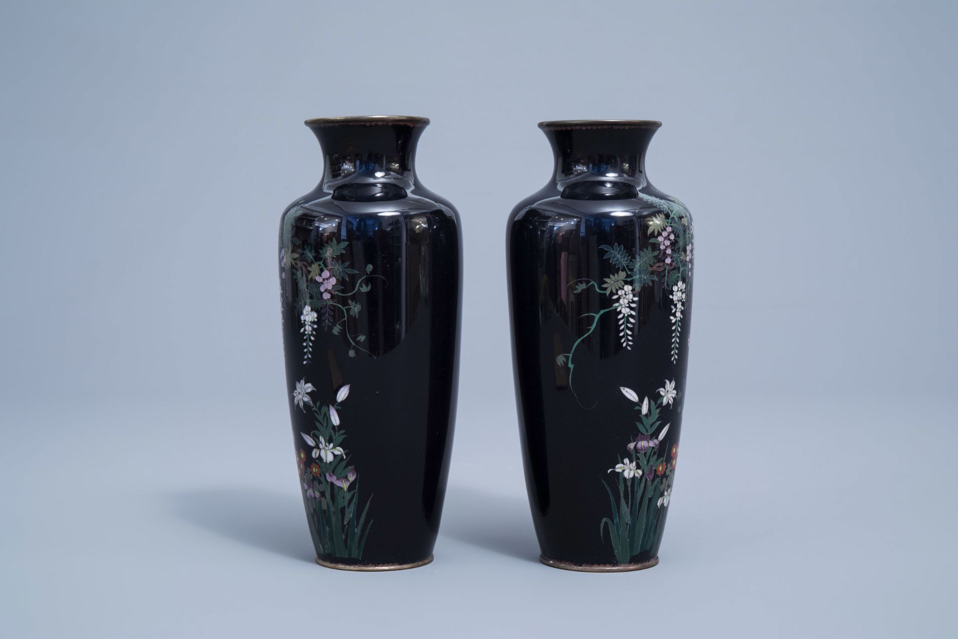 A pair of fine Japanese cloisonne vases with a bird among blossoming branches, Meiji, 19th C. - Image 5 of 7