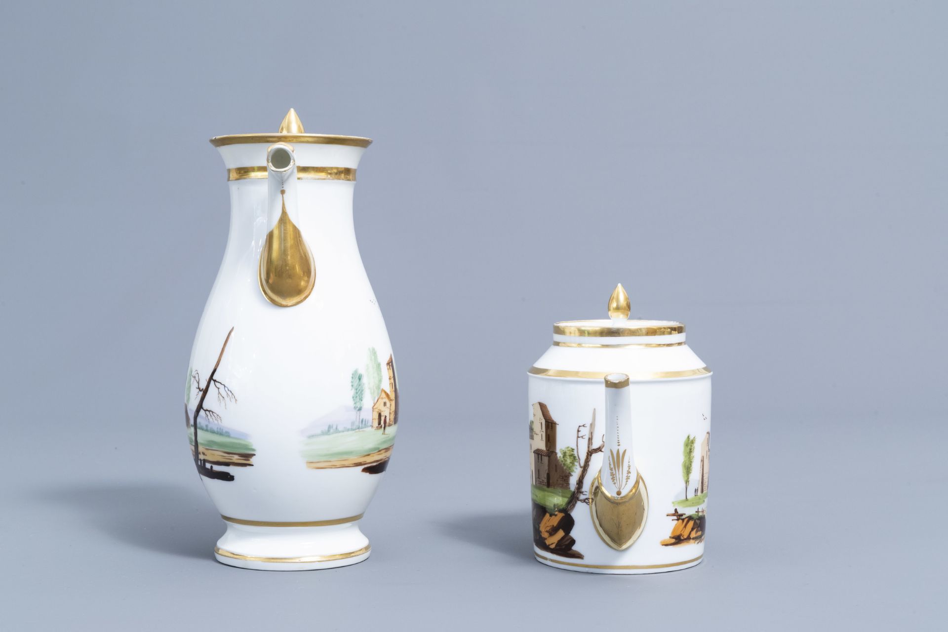 A 21-piece Paris polychrome and gilt porcelain coffee and tea service with landscapes, 19th C. - Image 9 of 46