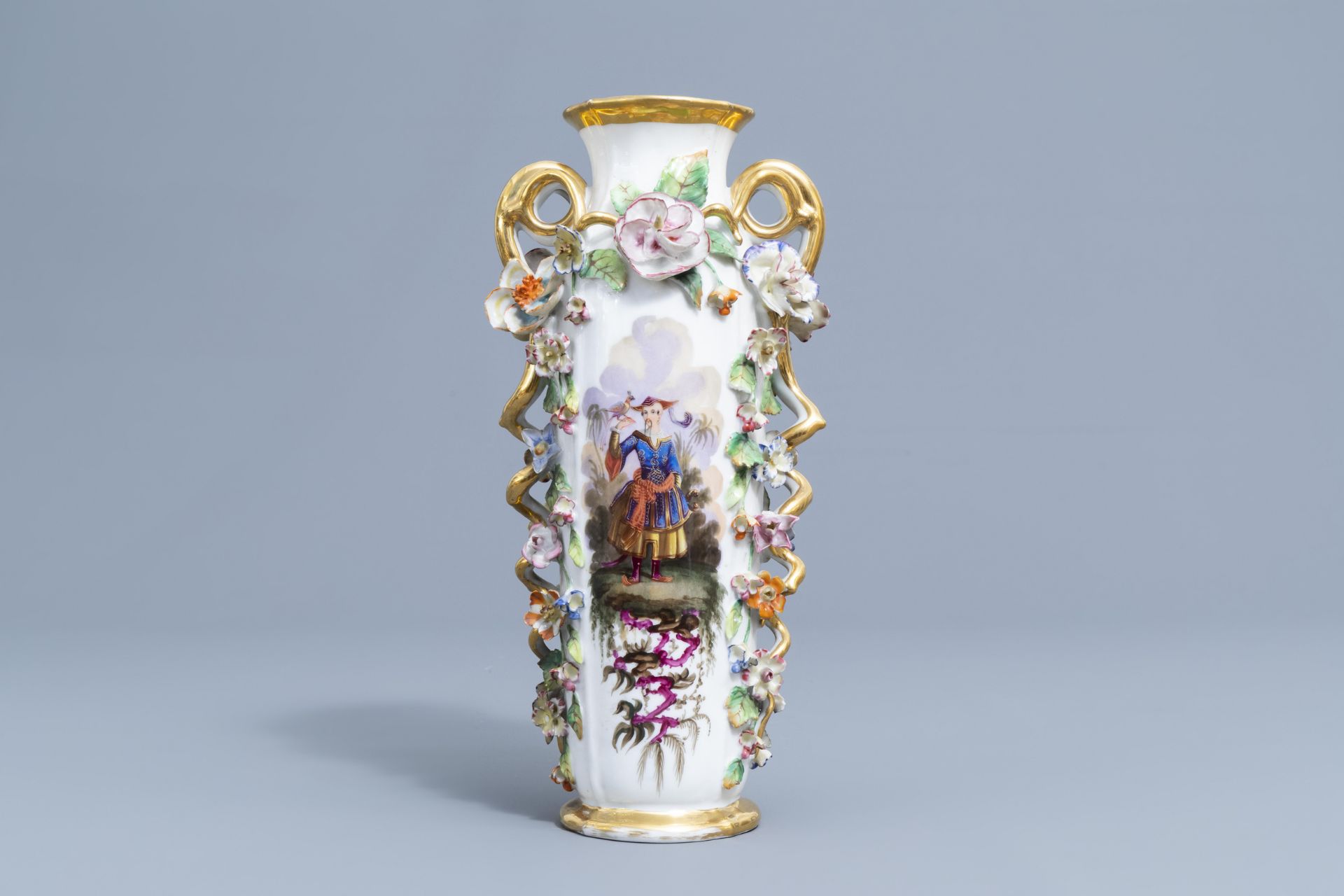 Two pairs of gilt and polychrome Paris porcelain vases and a 'chinoiserie' vase, 19th C. - Image 24 of 48