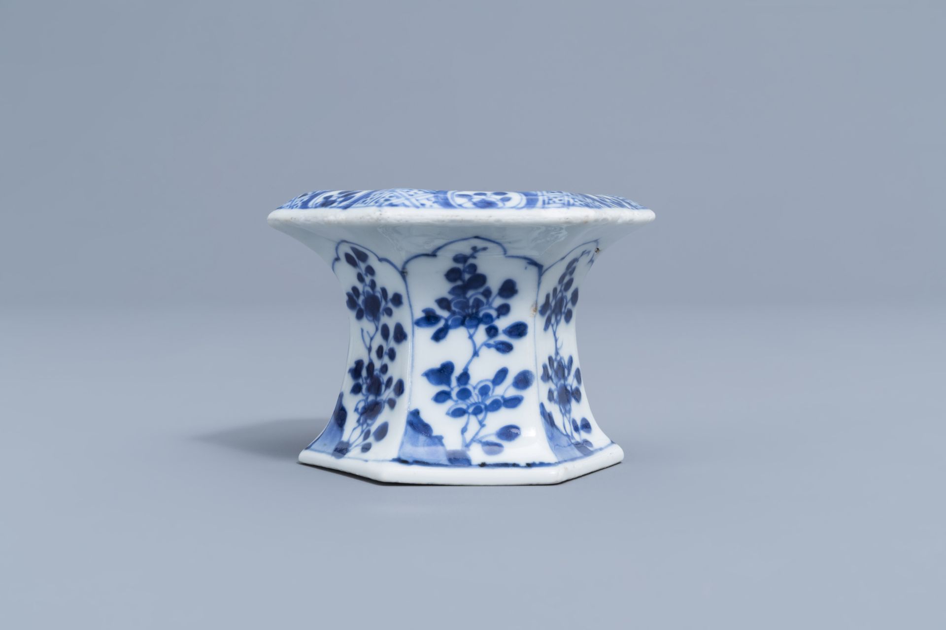 A Chinese blue and white salt and a 'Romance of the Western Chamber' spoon tray, Kangxi - Image 20 of 26