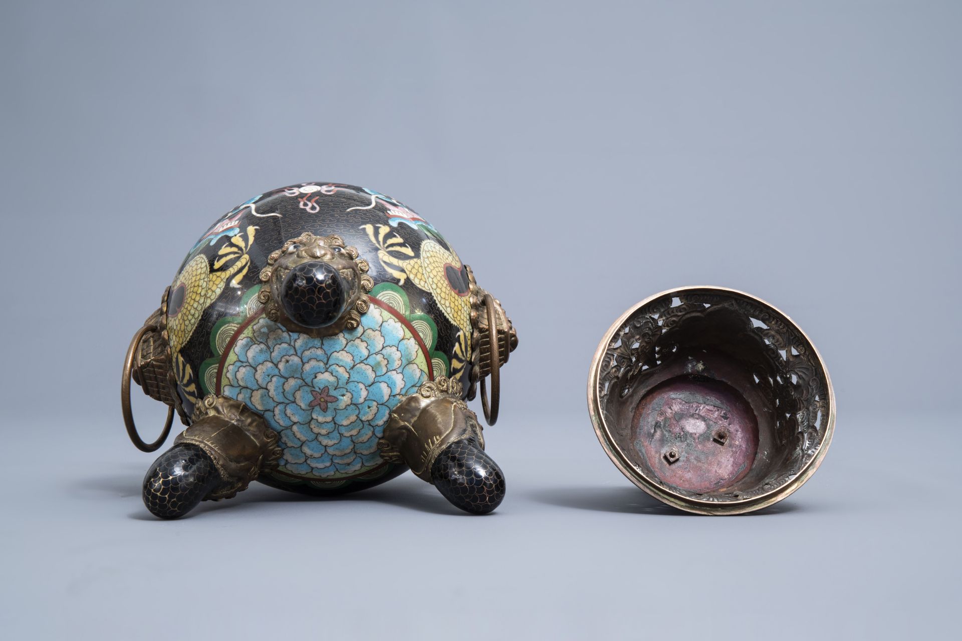 A Chinese cloisonne incense burner and two pairs of vases with dragon design, 20th C. - Image 13 of 19