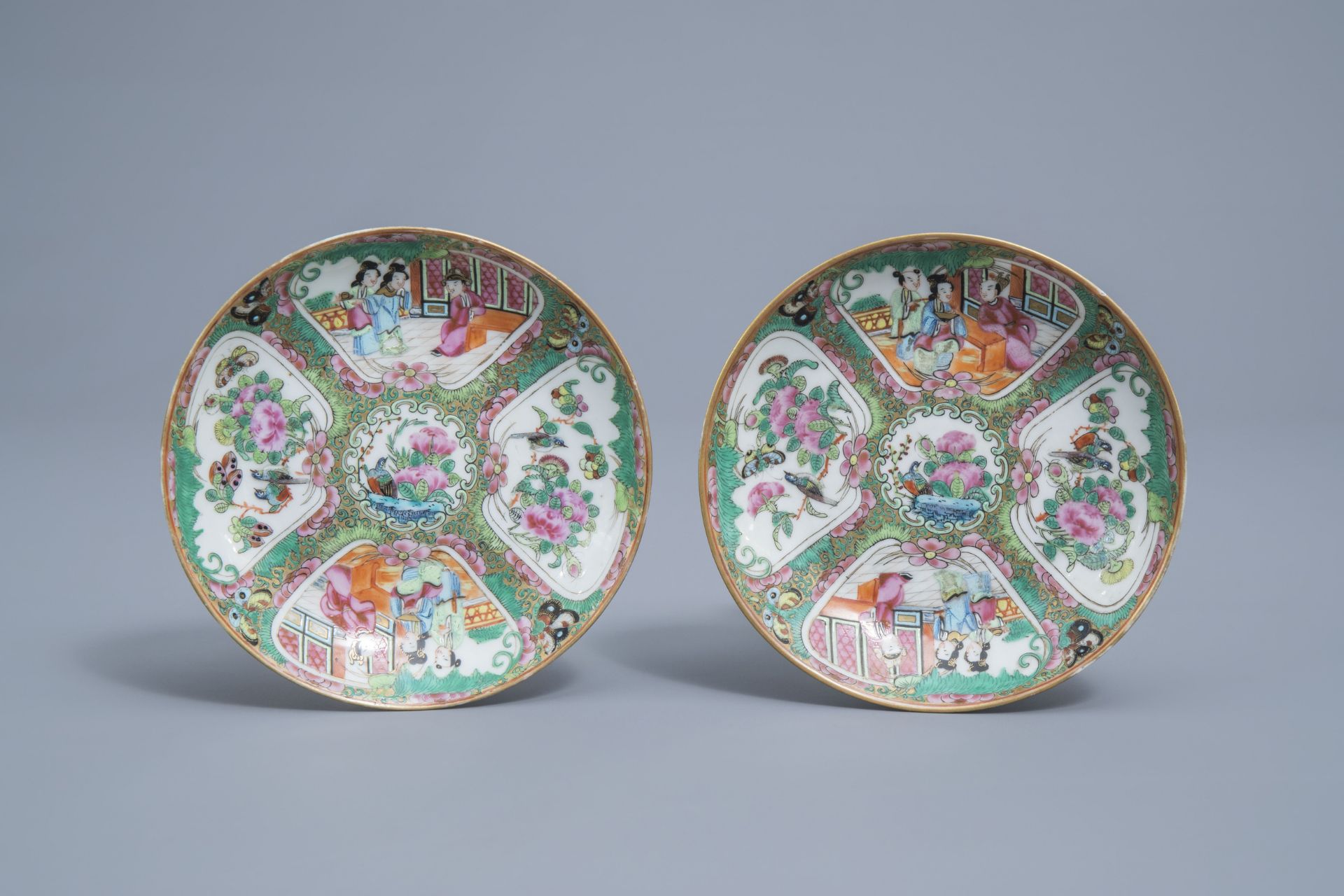 A varied collection of Chinse Canton and famille rose porcelain, 19th C. - Image 4 of 19
