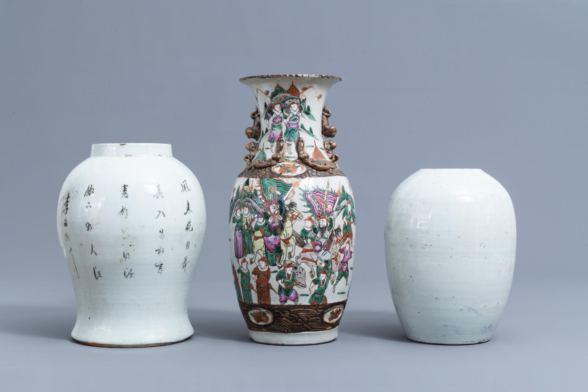 A varied collection of Chinese famille rose, iron red and blue and white porcelain, 19th/20th C. - Image 4 of 26