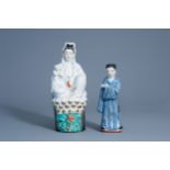 Two Chinese porcelain figures of Guanyin and of a scholar, Republic, 20th C.