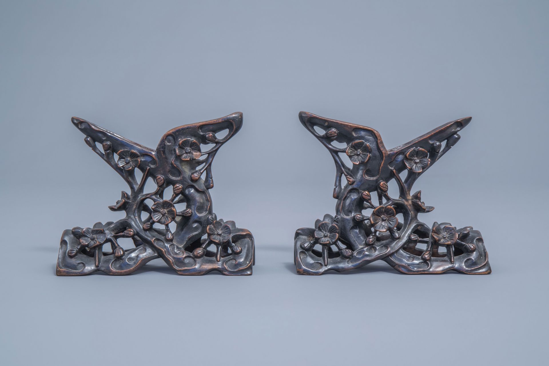 A pair of Chinese carved mother-of-pearl shells on wooden stands, 19th C. - Image 2 of 11