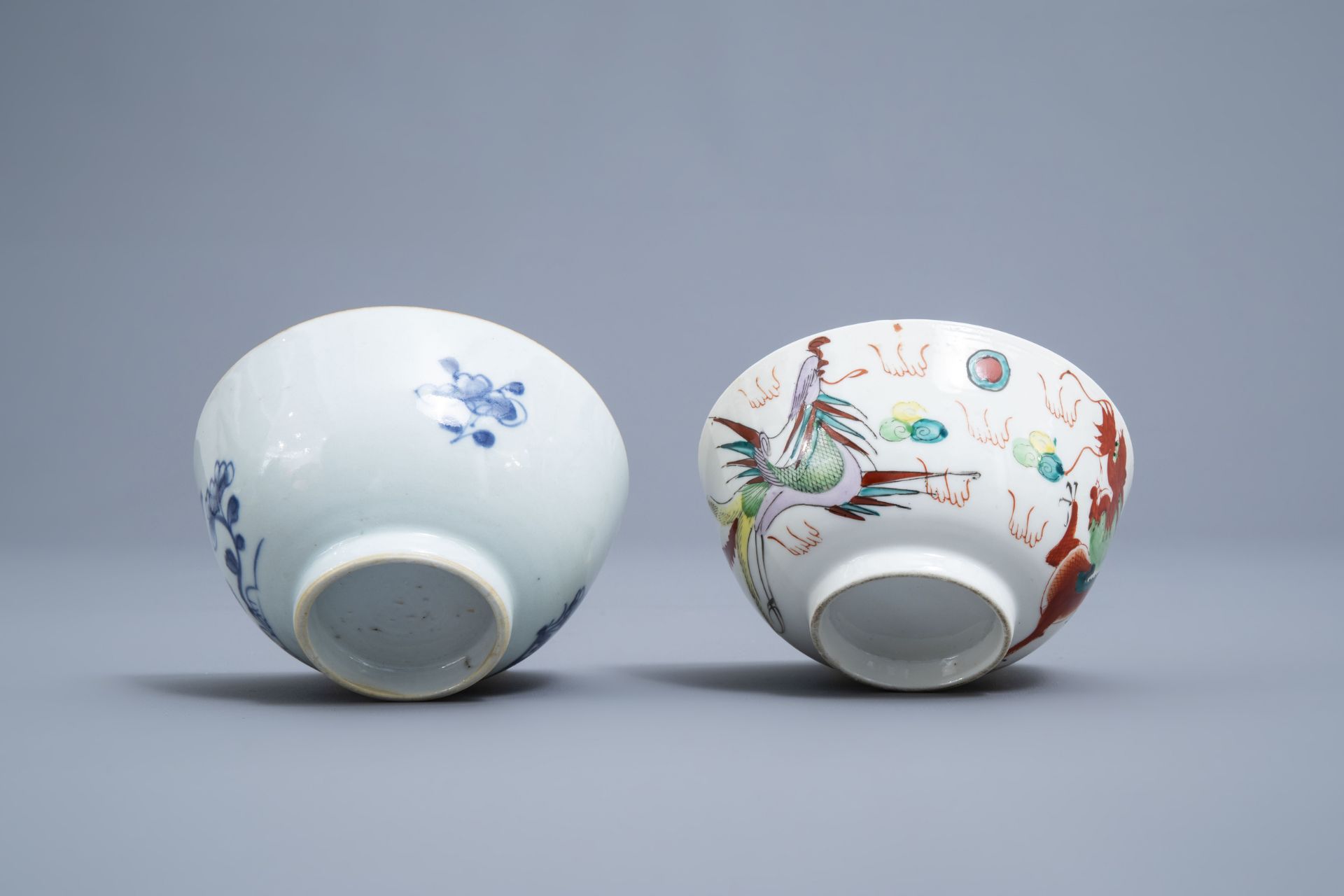 A varied collection of Chinese blue, white and famille rose porcelain, 18th C. and later - Image 12 of 42