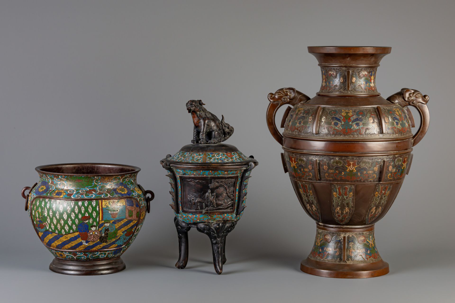 A Japanese vase, a censer and a jardiniere in champleve and cloisonne, Meiji, 19th/20th C.