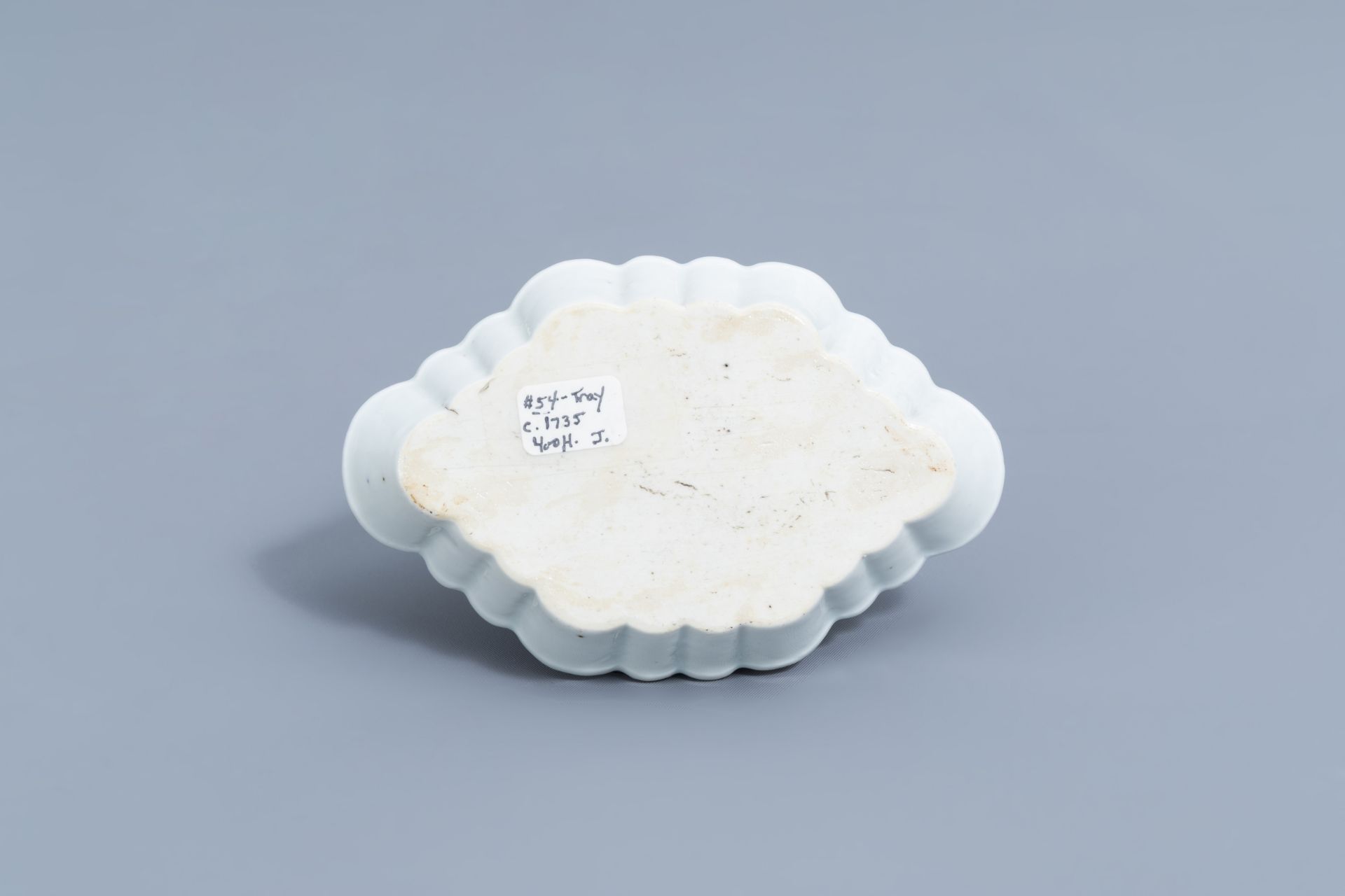 A Chinese blue and white salt and a 'Romance of the Western Chamber' spoon tray, Kangxi - Image 5 of 26