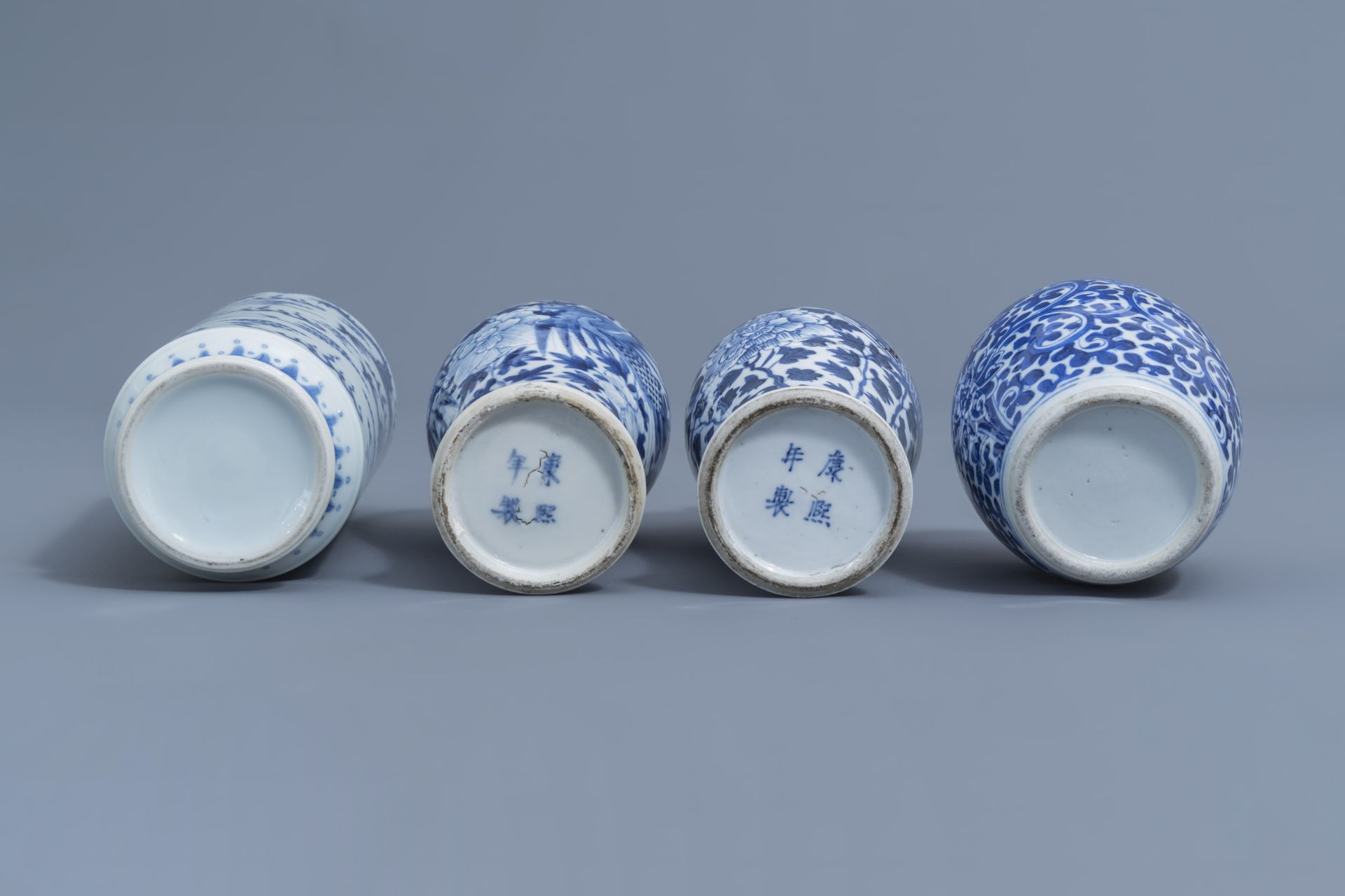 A varied collection of Chinese blue and white porcelain, 19th C. - Image 8 of 18