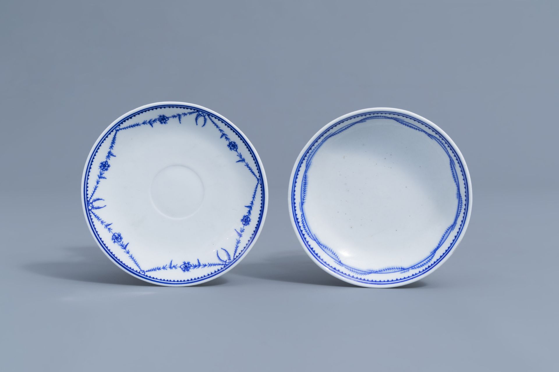 A varied collection of blue and white Tournai porcelain, 18th/19th C. - Image 17 of 32