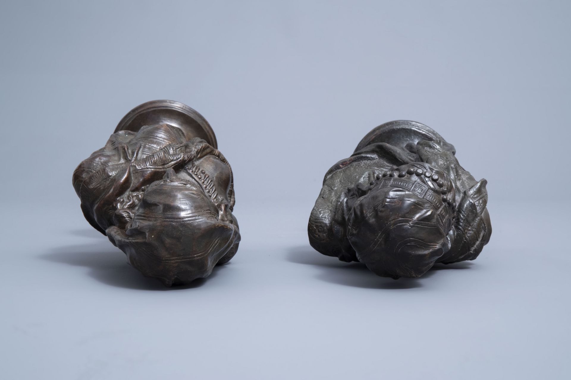 Johannes Boese (1856-1917, after): A pair of busts of a Moorish man and woman, copper alloy, dated 1 - Image 7 of 9